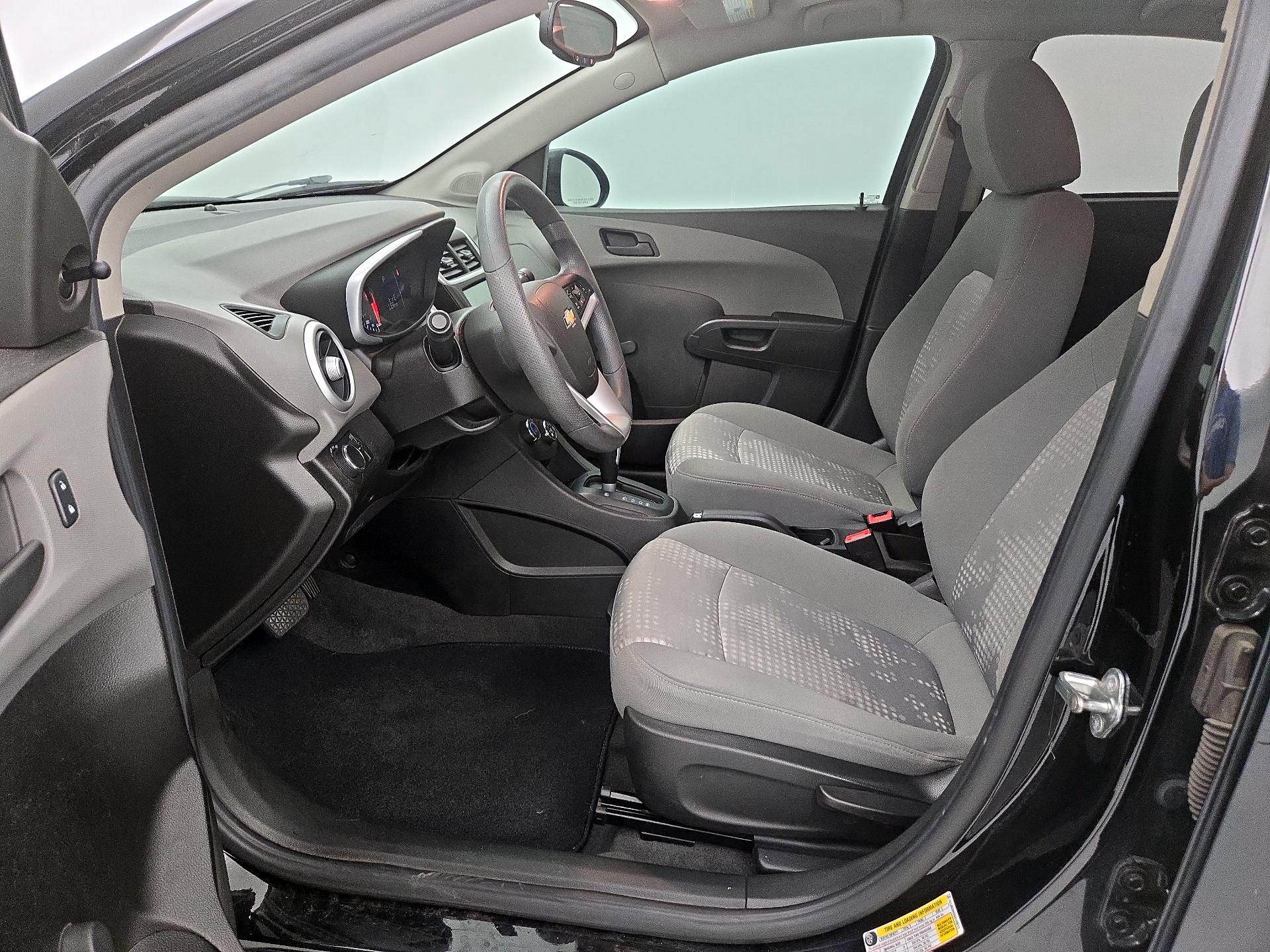Thumbnail: 2017 Chevrolet Sonic - 11