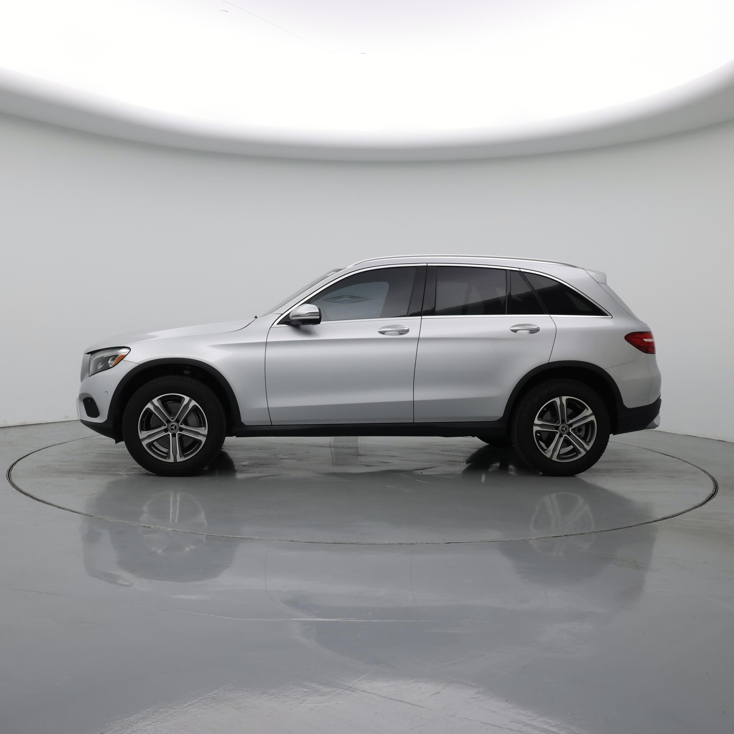 Thumbnail: 2019 Mercedes-Benz GLC - 3