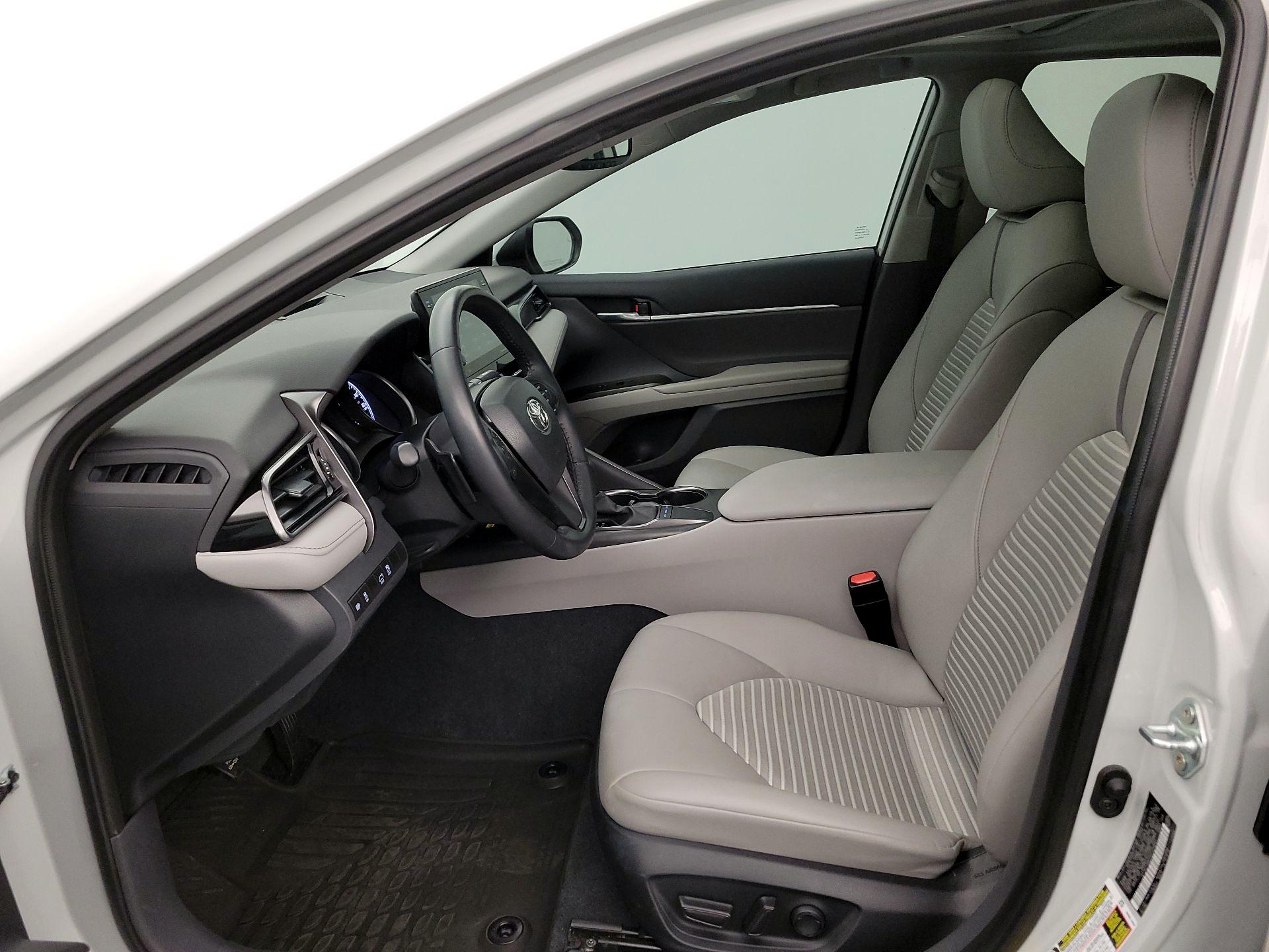 Thumbnail: 2023 Toyota Camry - 11