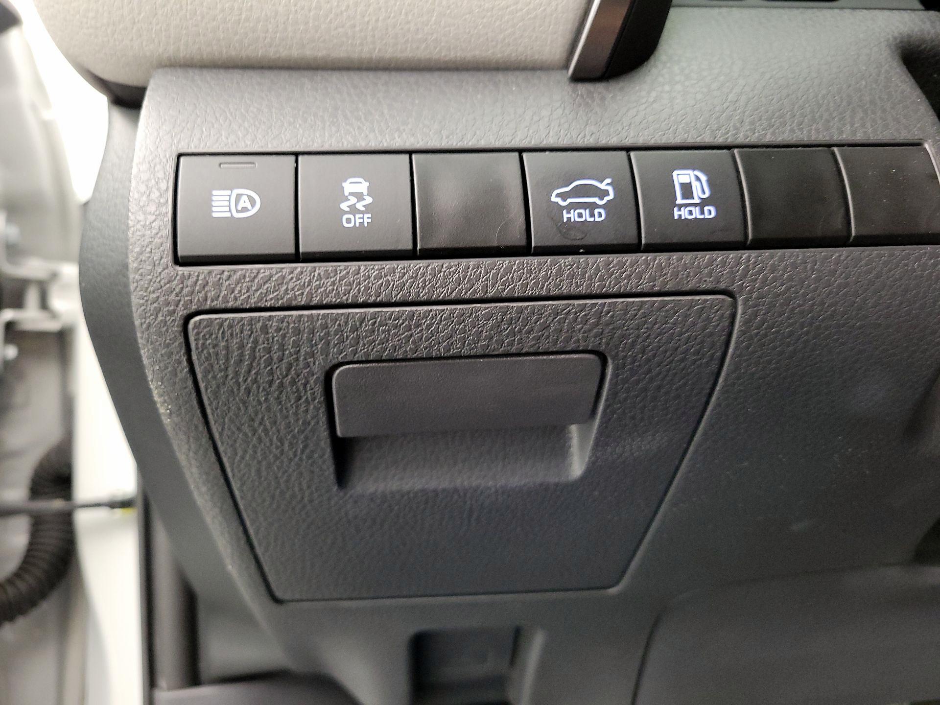 Thumbnail: 2023 Toyota Camry - 13