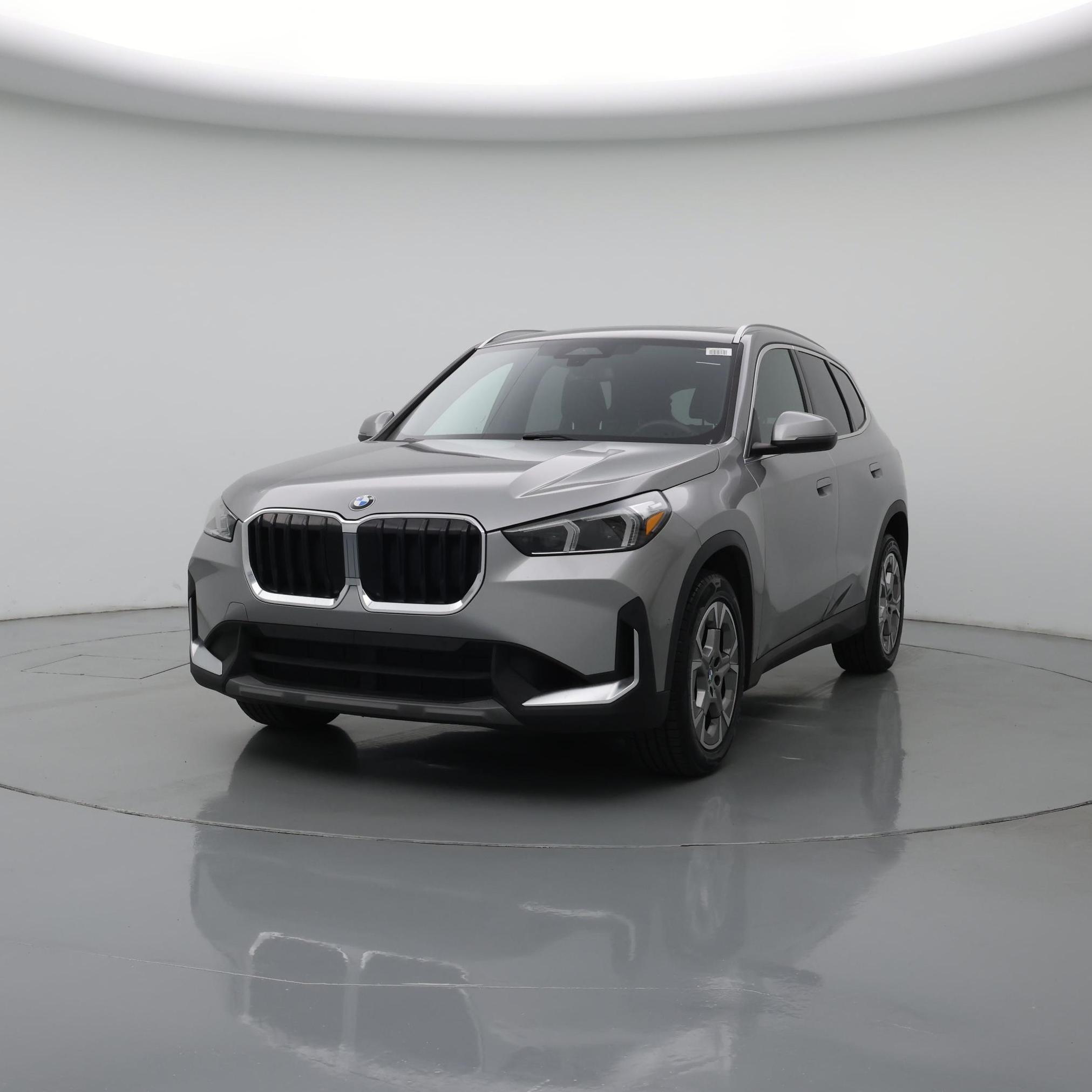 Thumbnail: 2023 BMW X1 - 4
