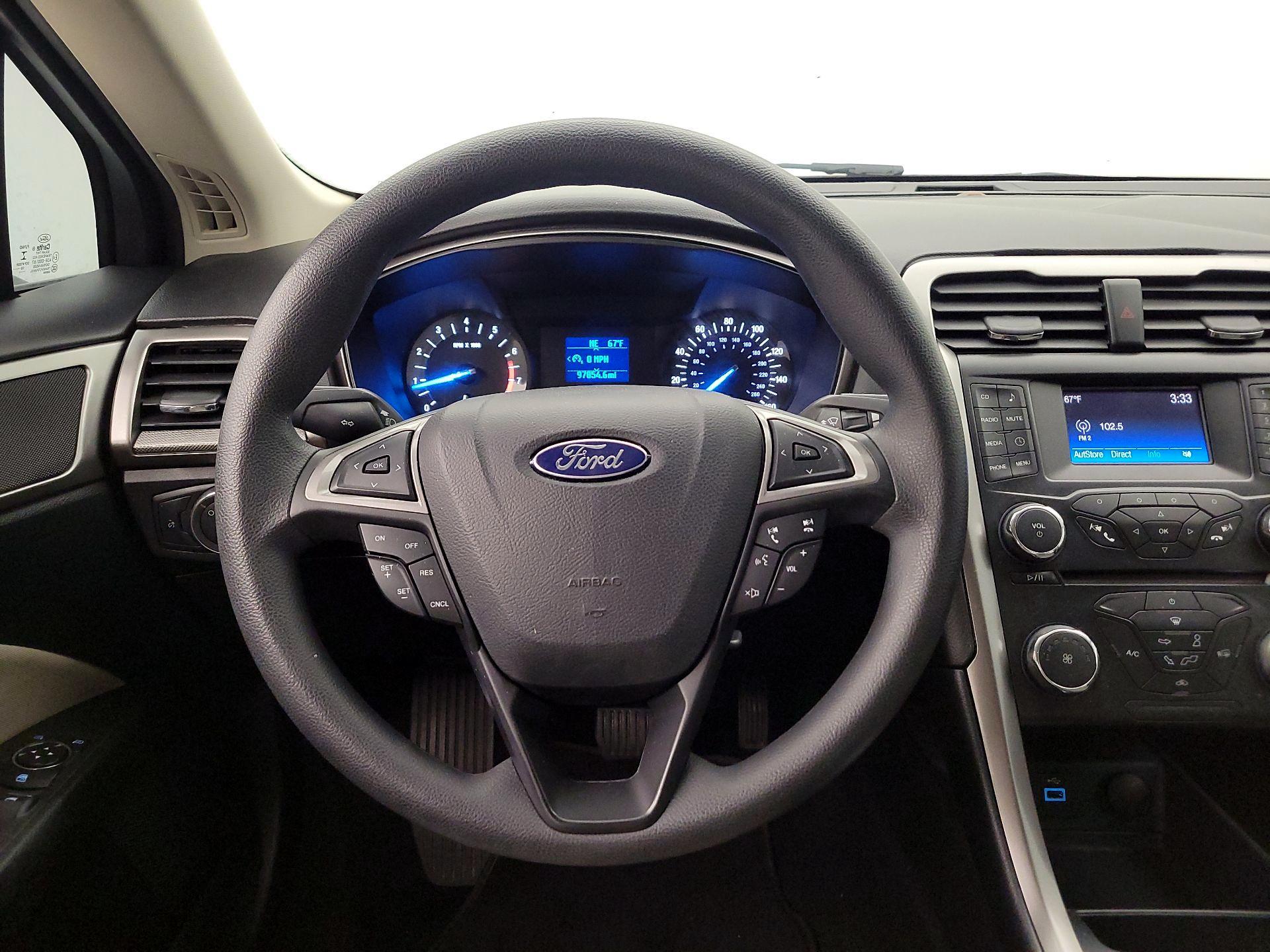 Thumbnail: 2017 Ford Fusion - 10