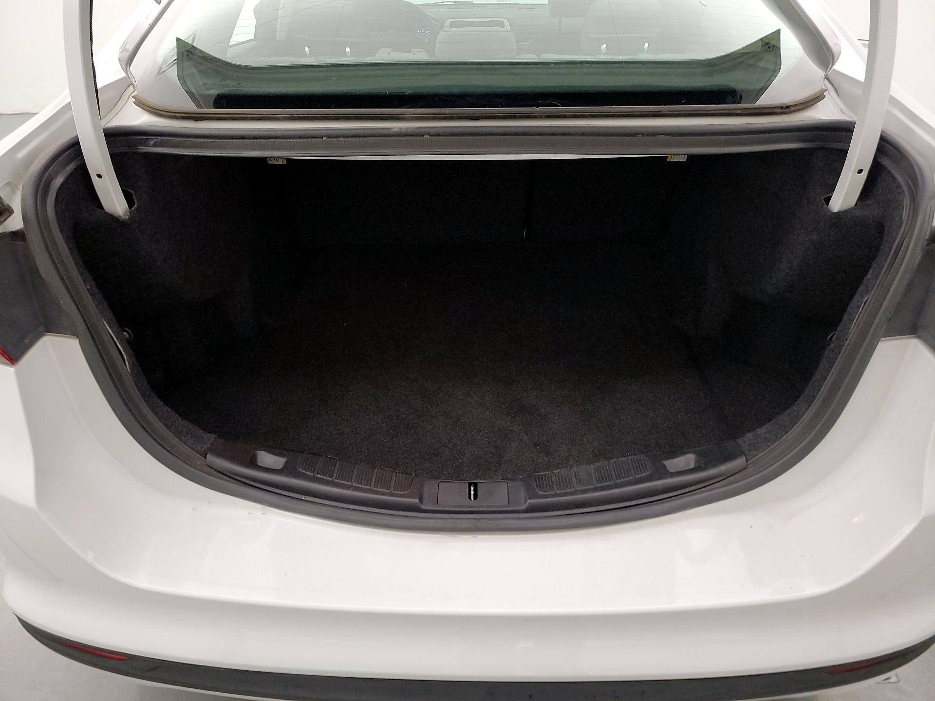 Thumbnail: 2017 Ford Fusion - 20