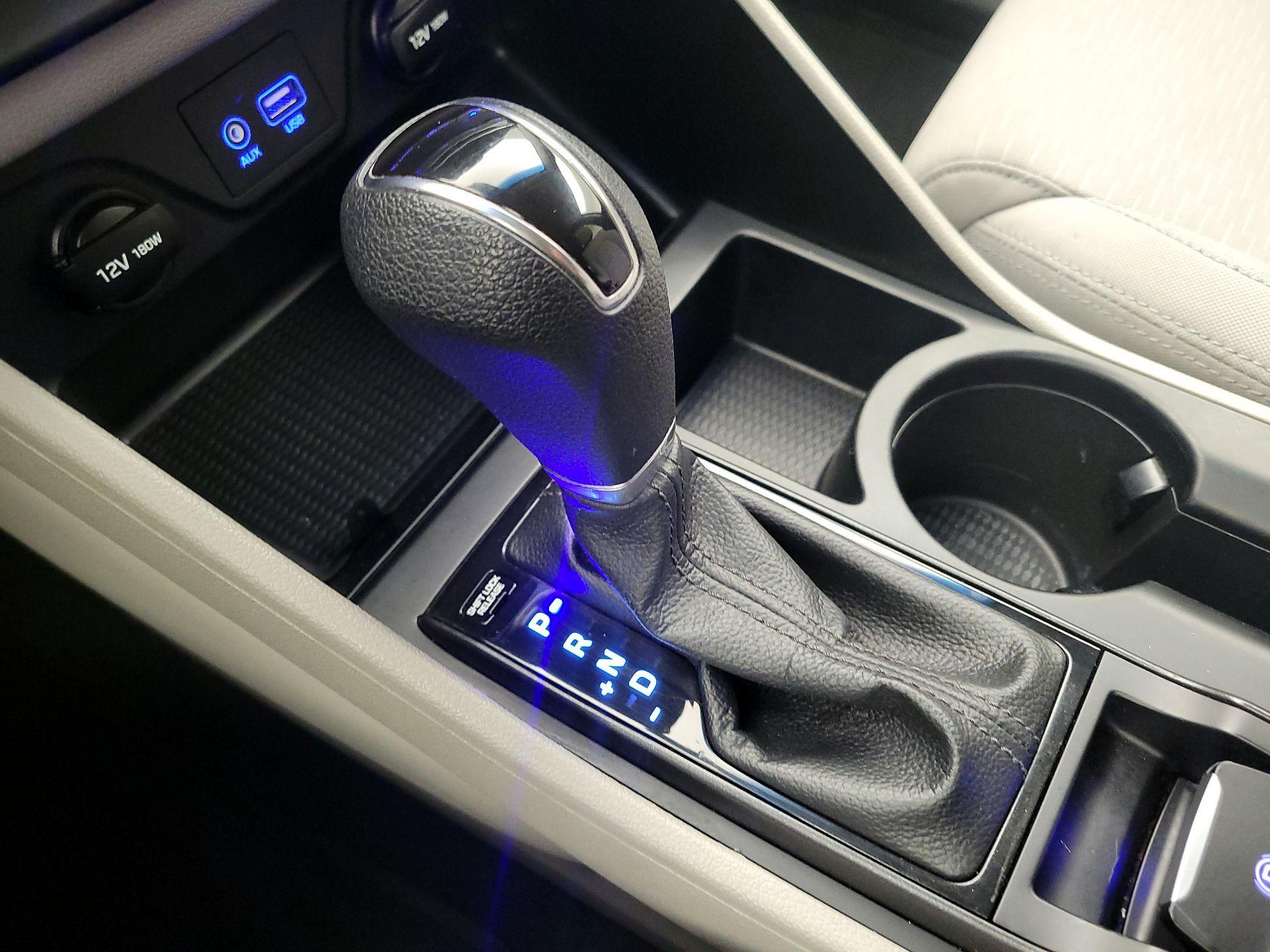 Thumbnail: 2019 Hyundai Tucson - 17