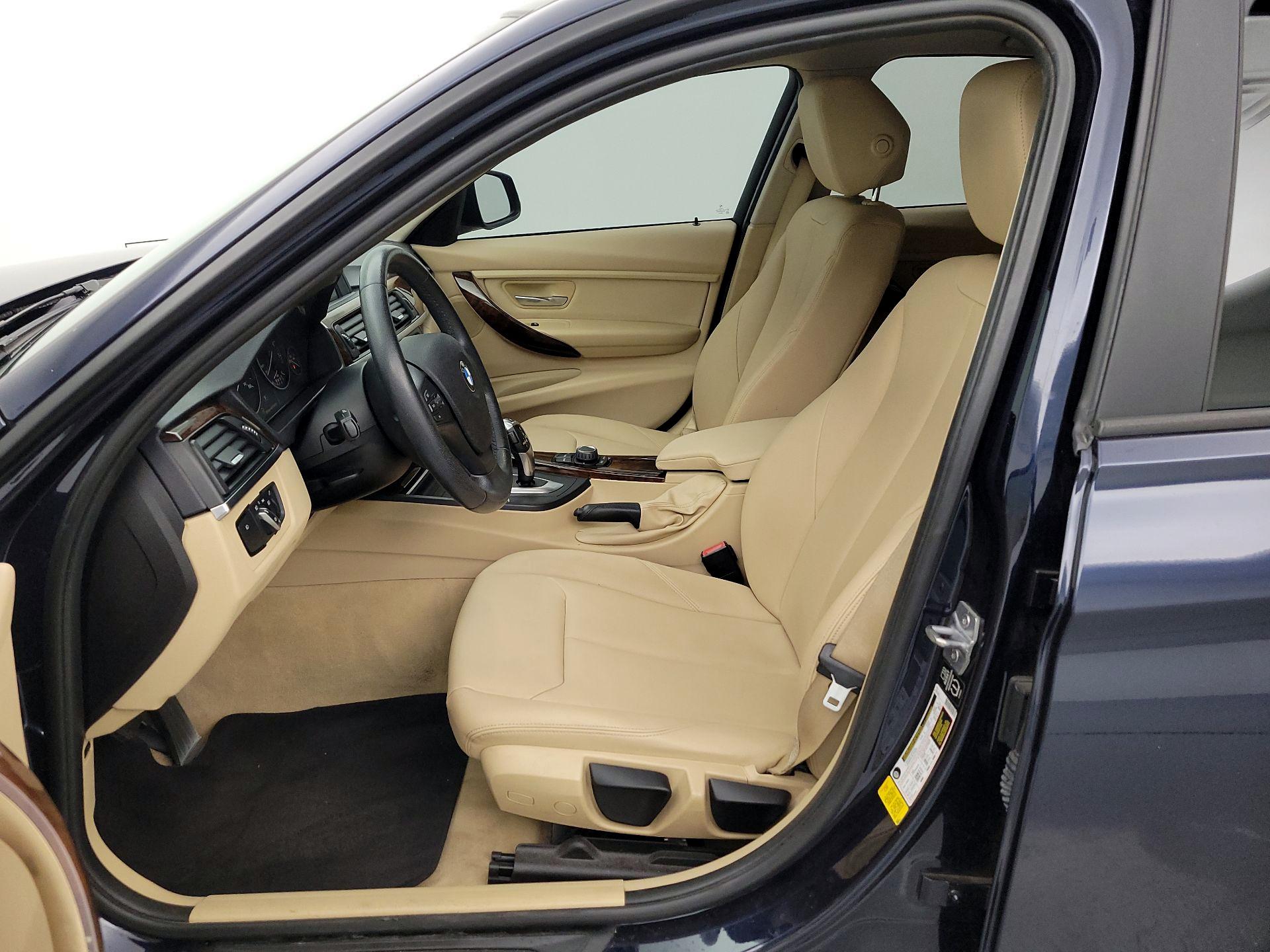 Thumbnail: 2014 BMW 3 Series - 11