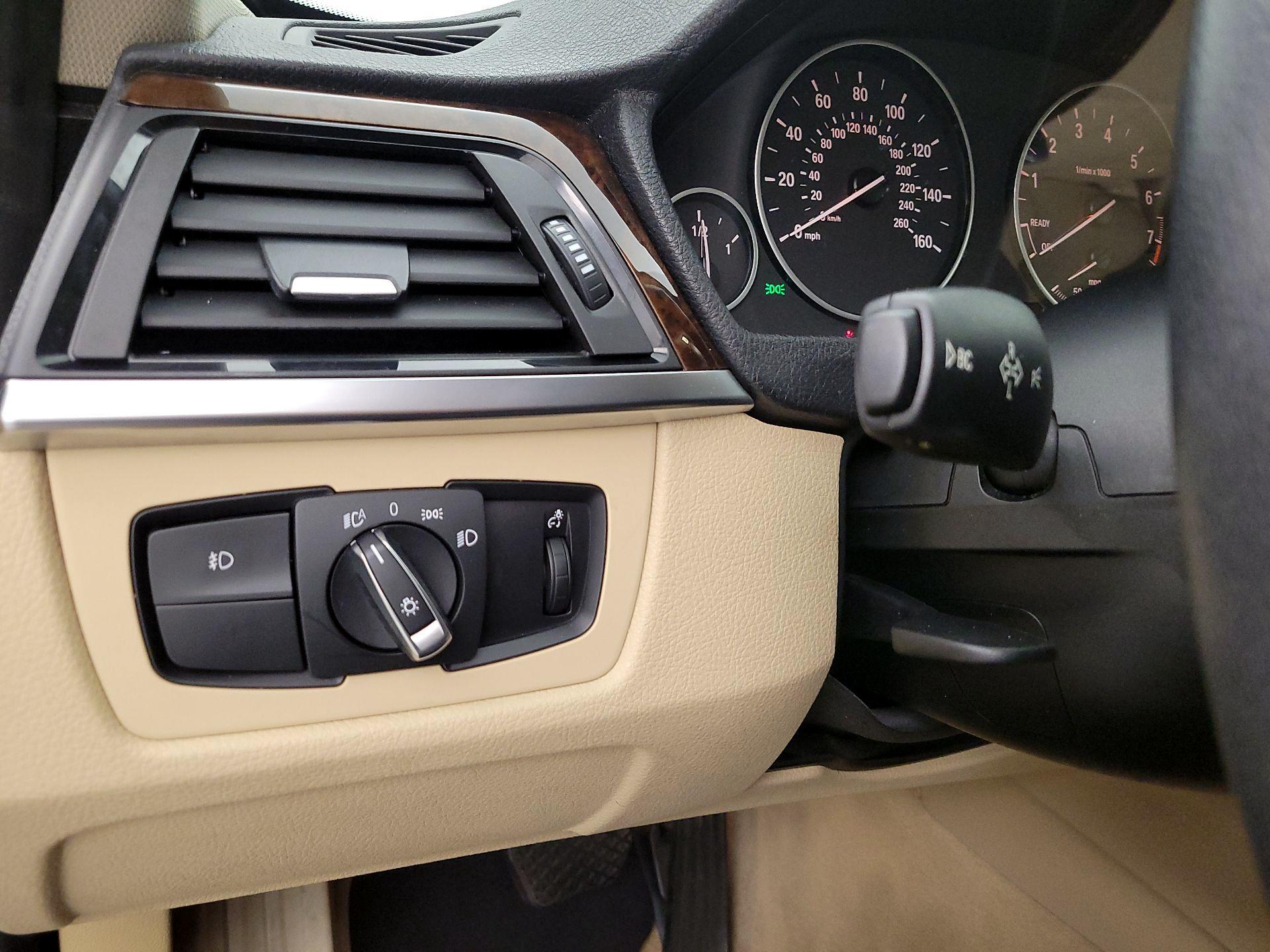 Thumbnail: 2014 BMW 3 Series - 13