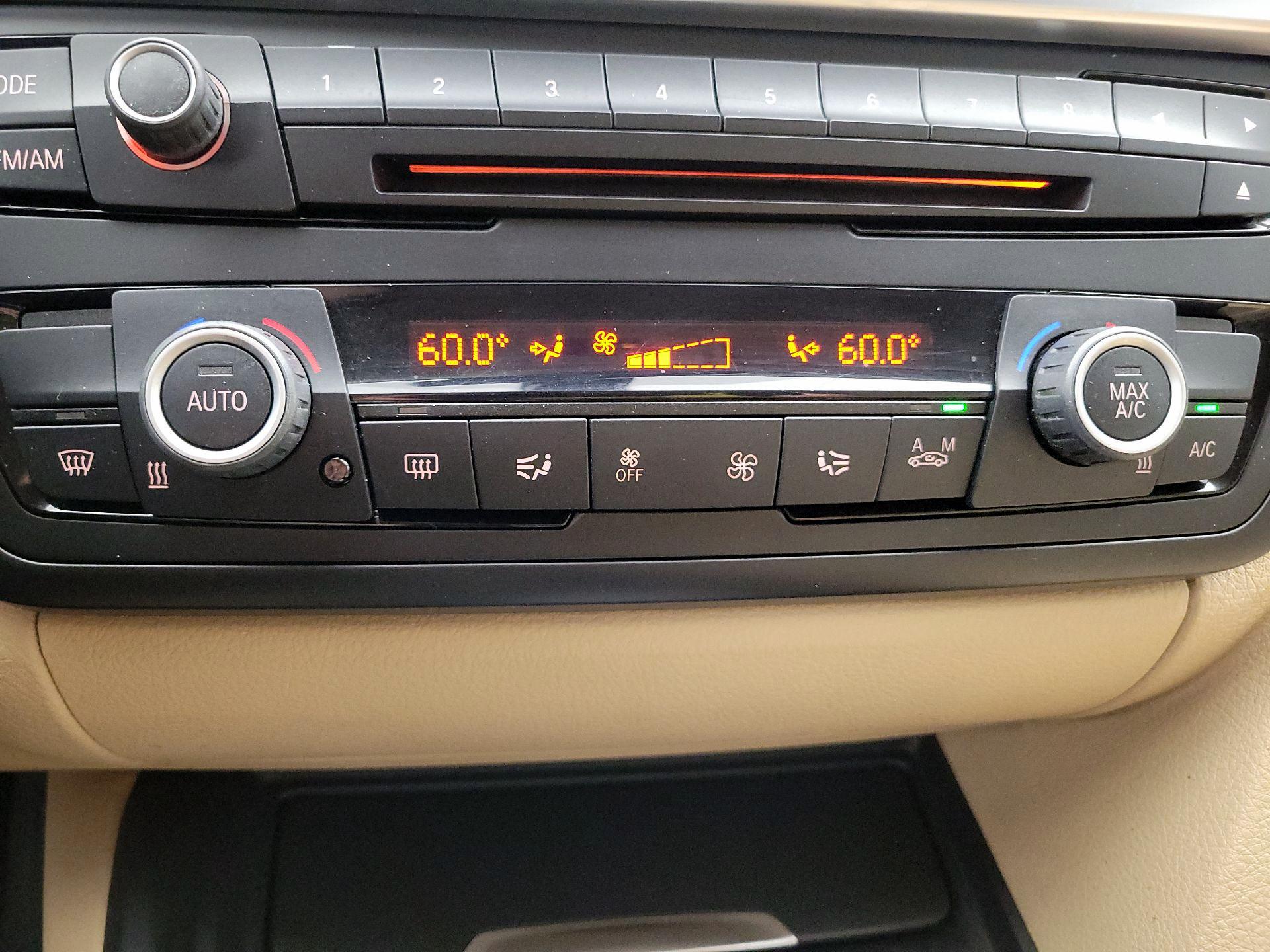 Thumbnail: 2014 BMW 3 Series - 15