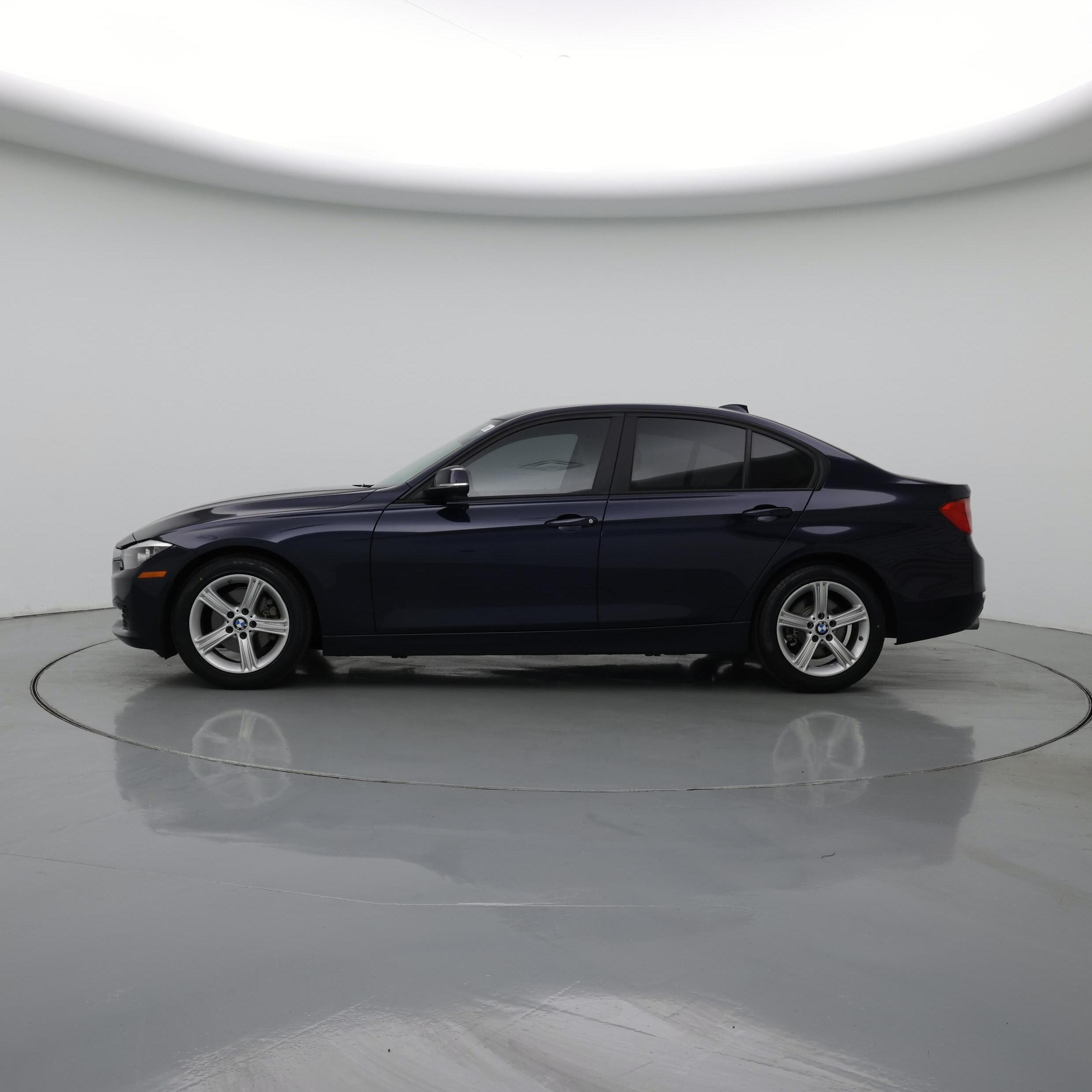 Thumbnail: 2014 BMW 3 Series - 3