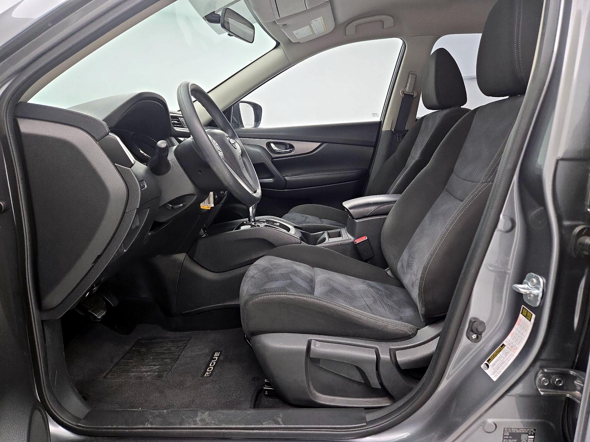 Thumbnail: 2015 Nissan Rogue - 11