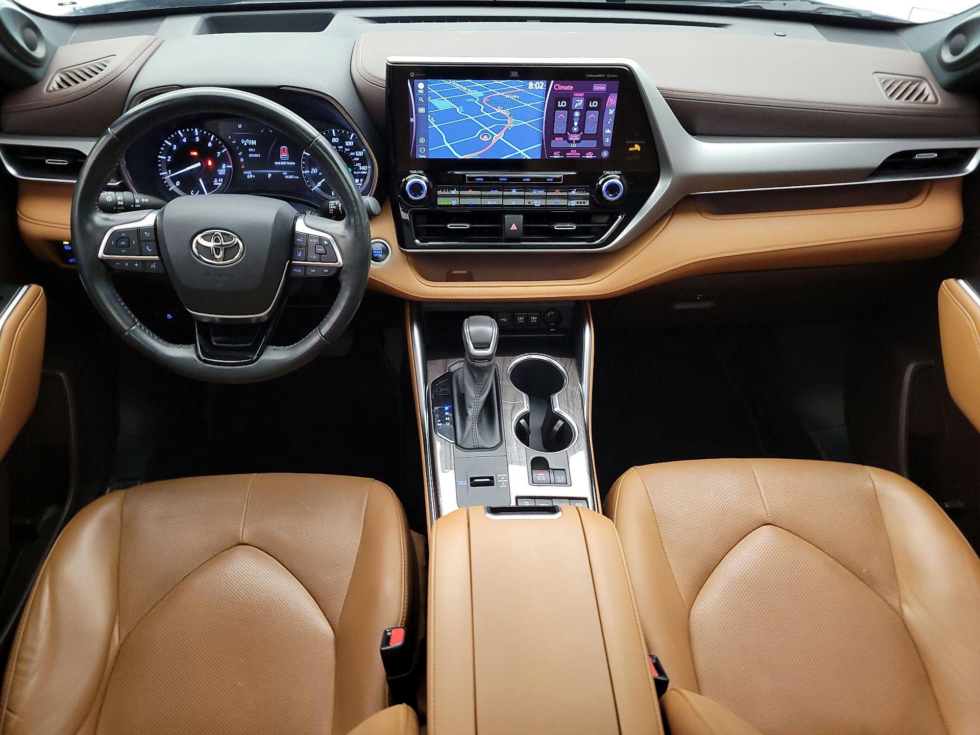 Thumbnail: 2021 Toyota Highlander - 9