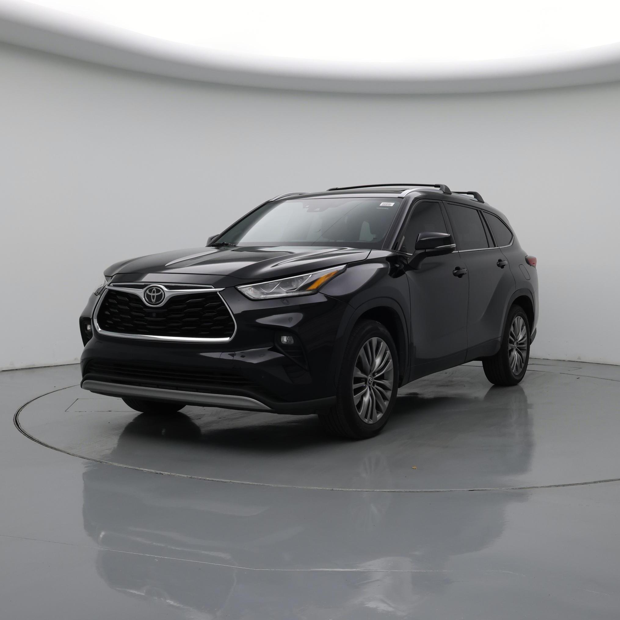 Thumbnail: 2021 Toyota Highlander - 4