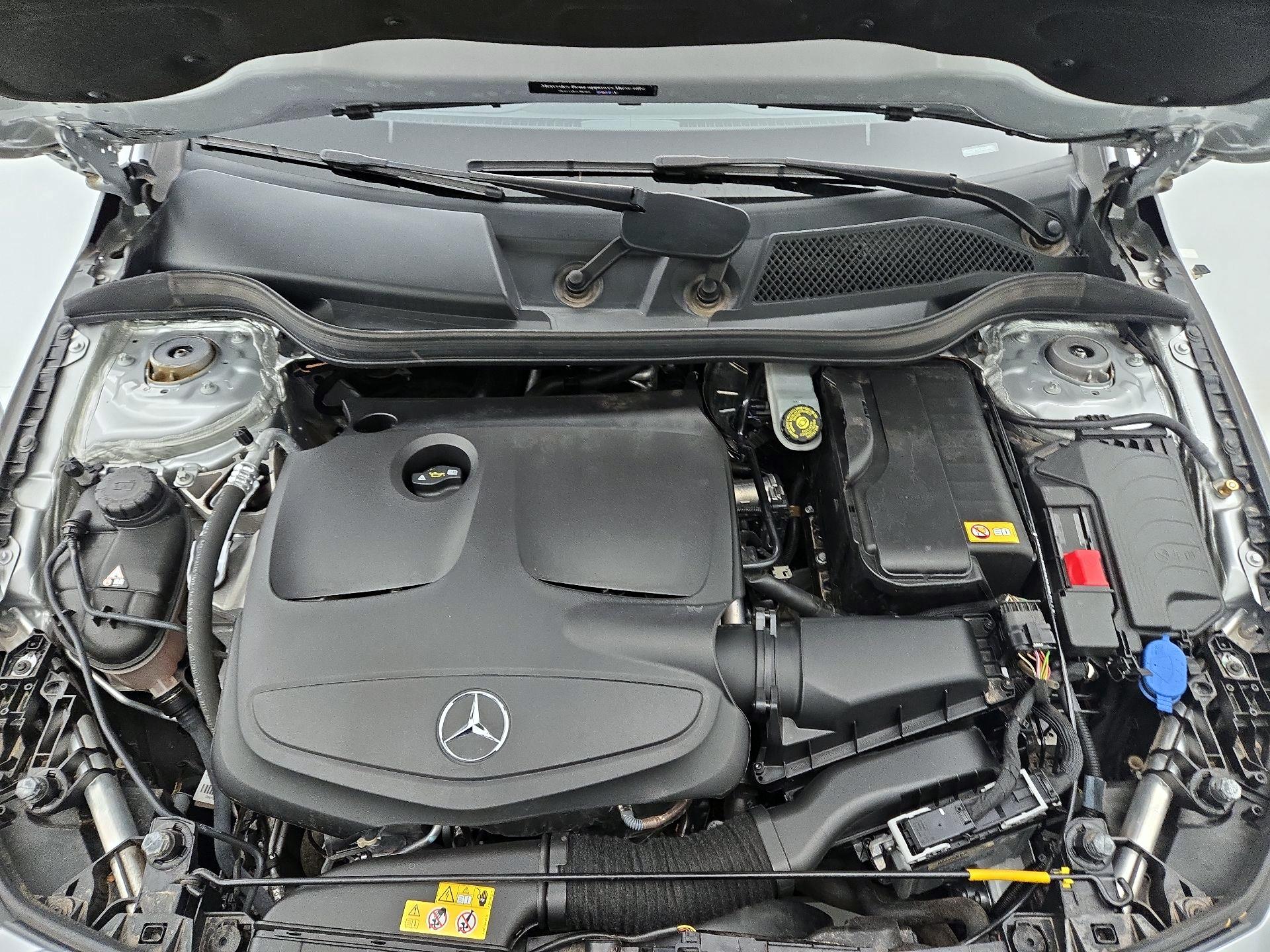Thumbnail: 2015 Mercedes-Benz CLA - 20