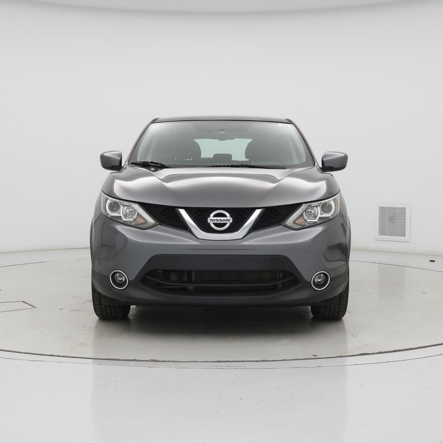 Thumbnail: 2017 Nissan Rogue Sport - 5