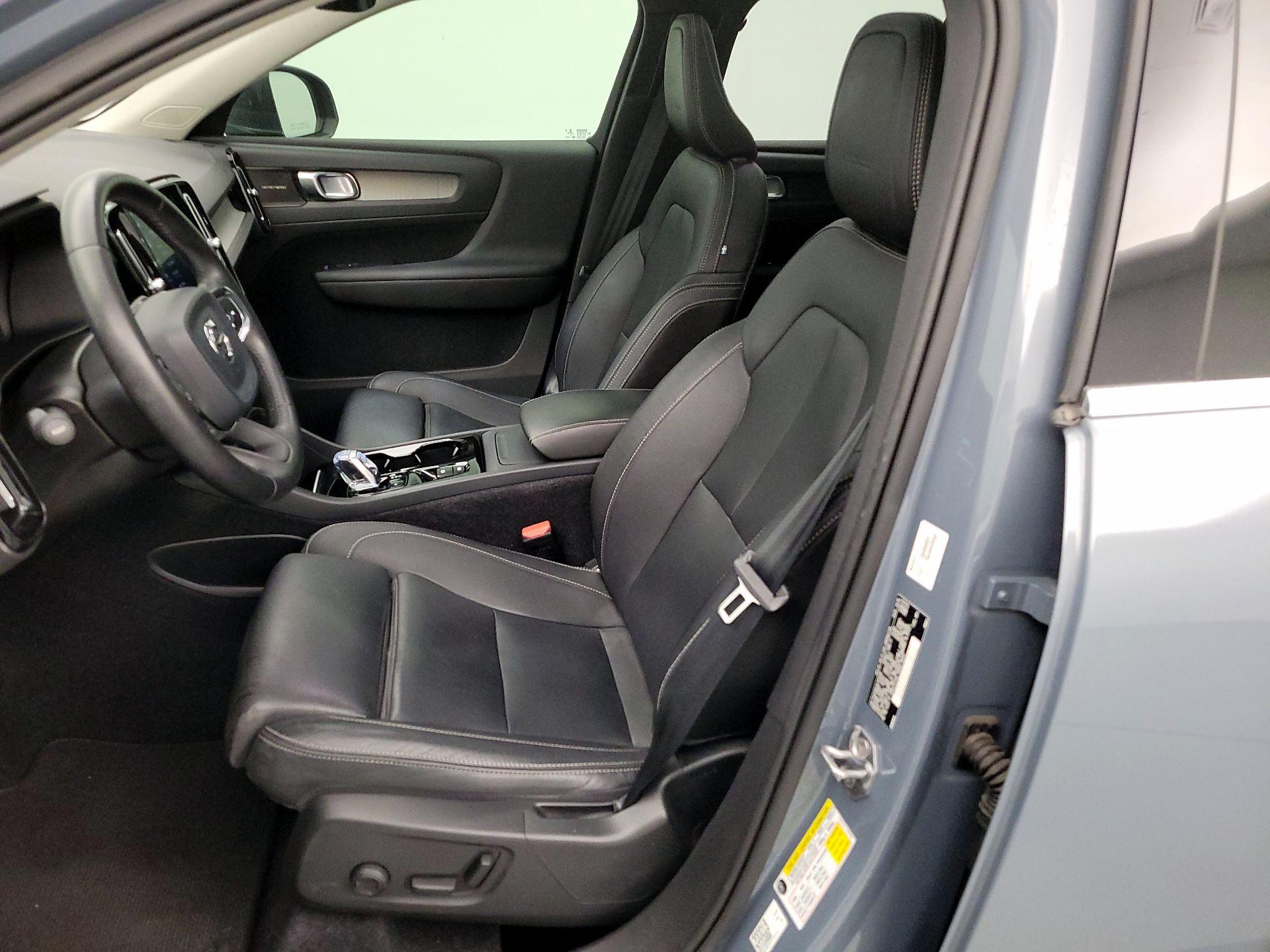 Thumbnail: 2020 Volvo XC40 - 11