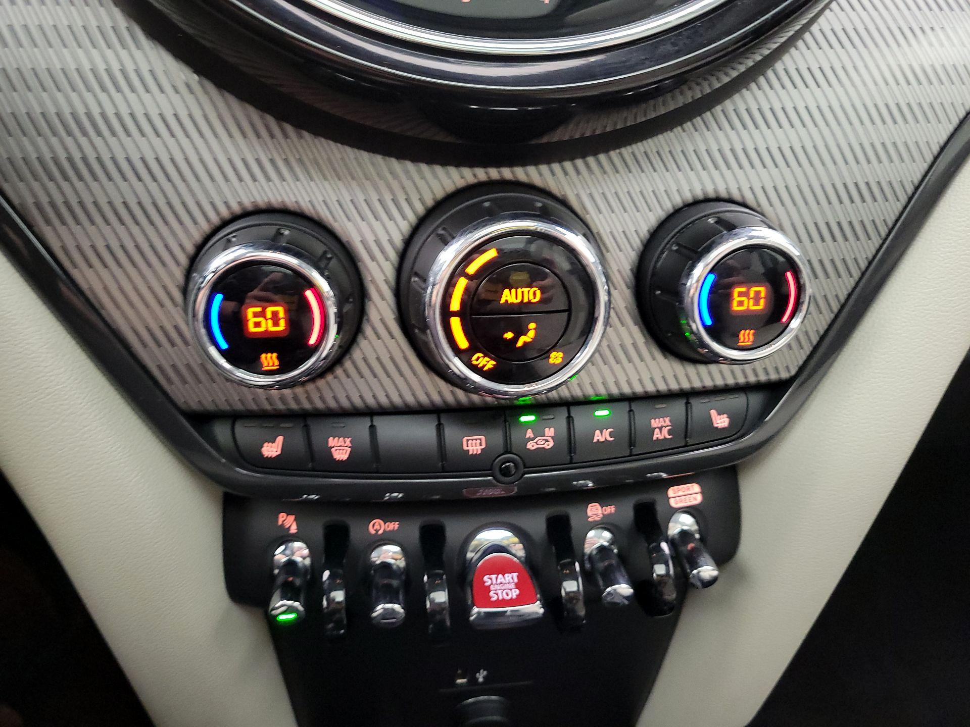 Thumbnail: 2022 MINI Cooper Countryman - 17
