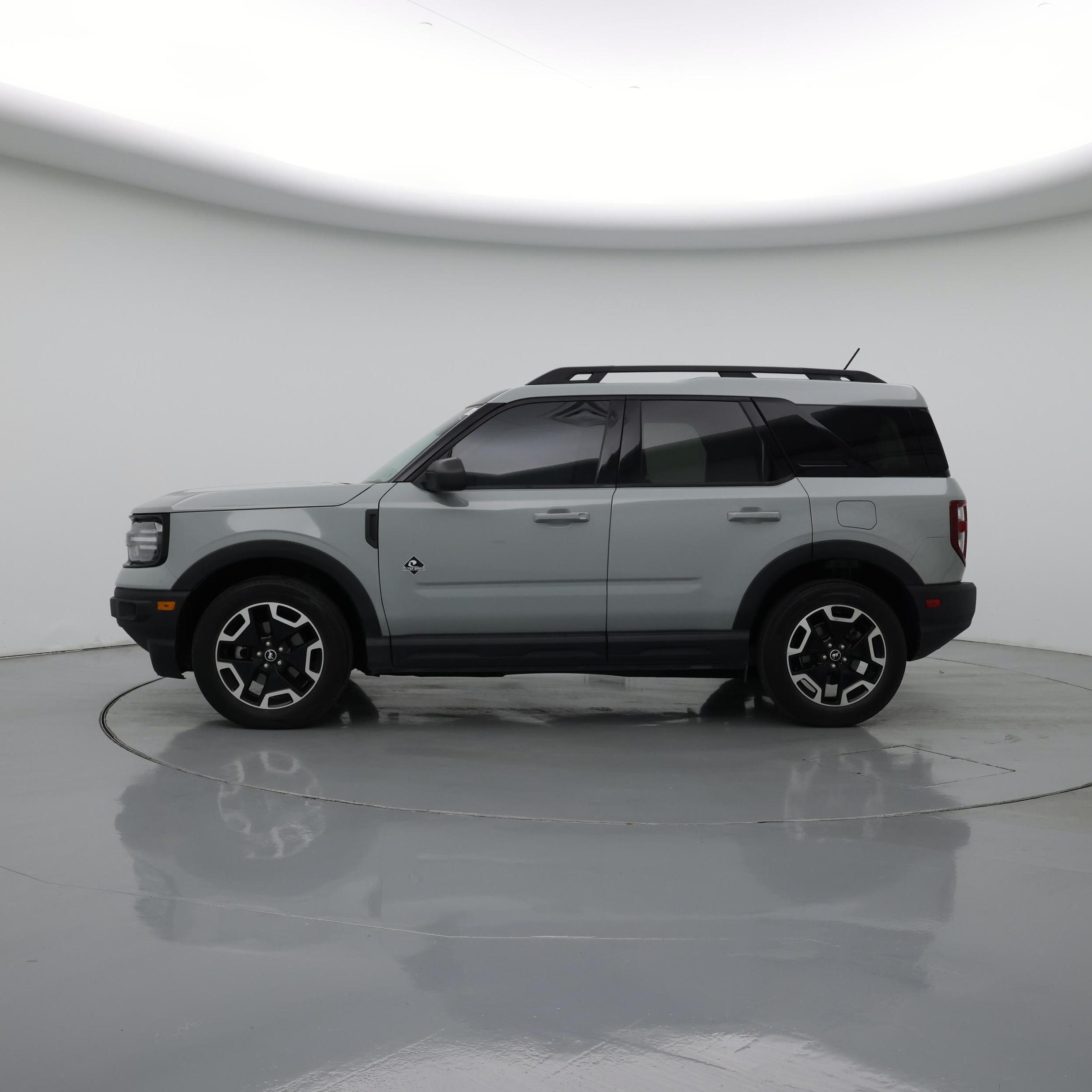 Thumbnail: 2023 Ford Bronco Sport - 3