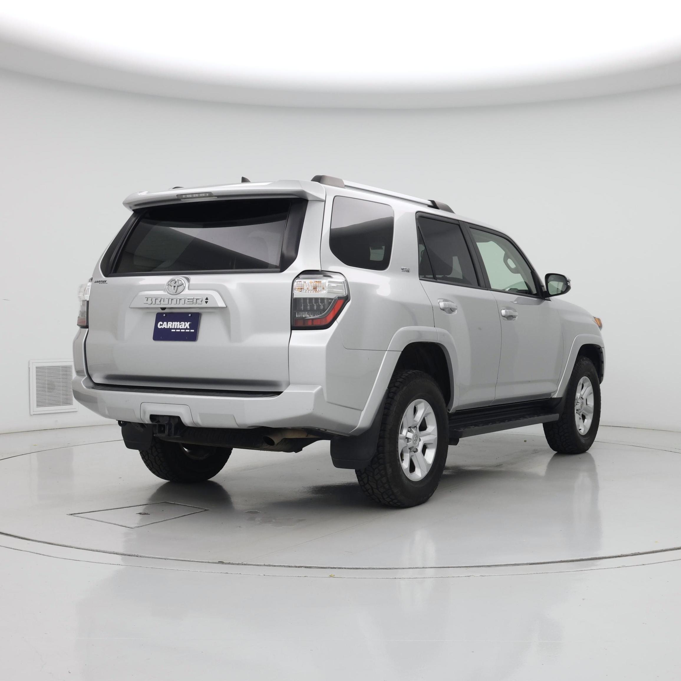 Thumbnail: 2022 Toyota 4Runner - 8