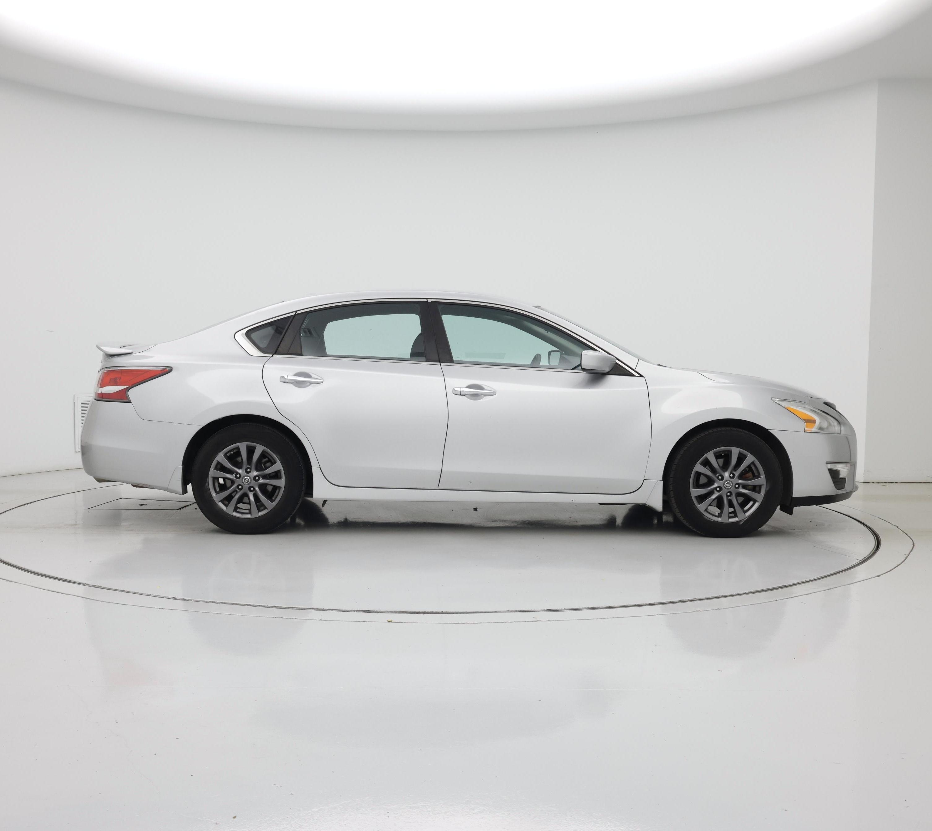 Thumbnail: 2015 Nissan Altima - 7