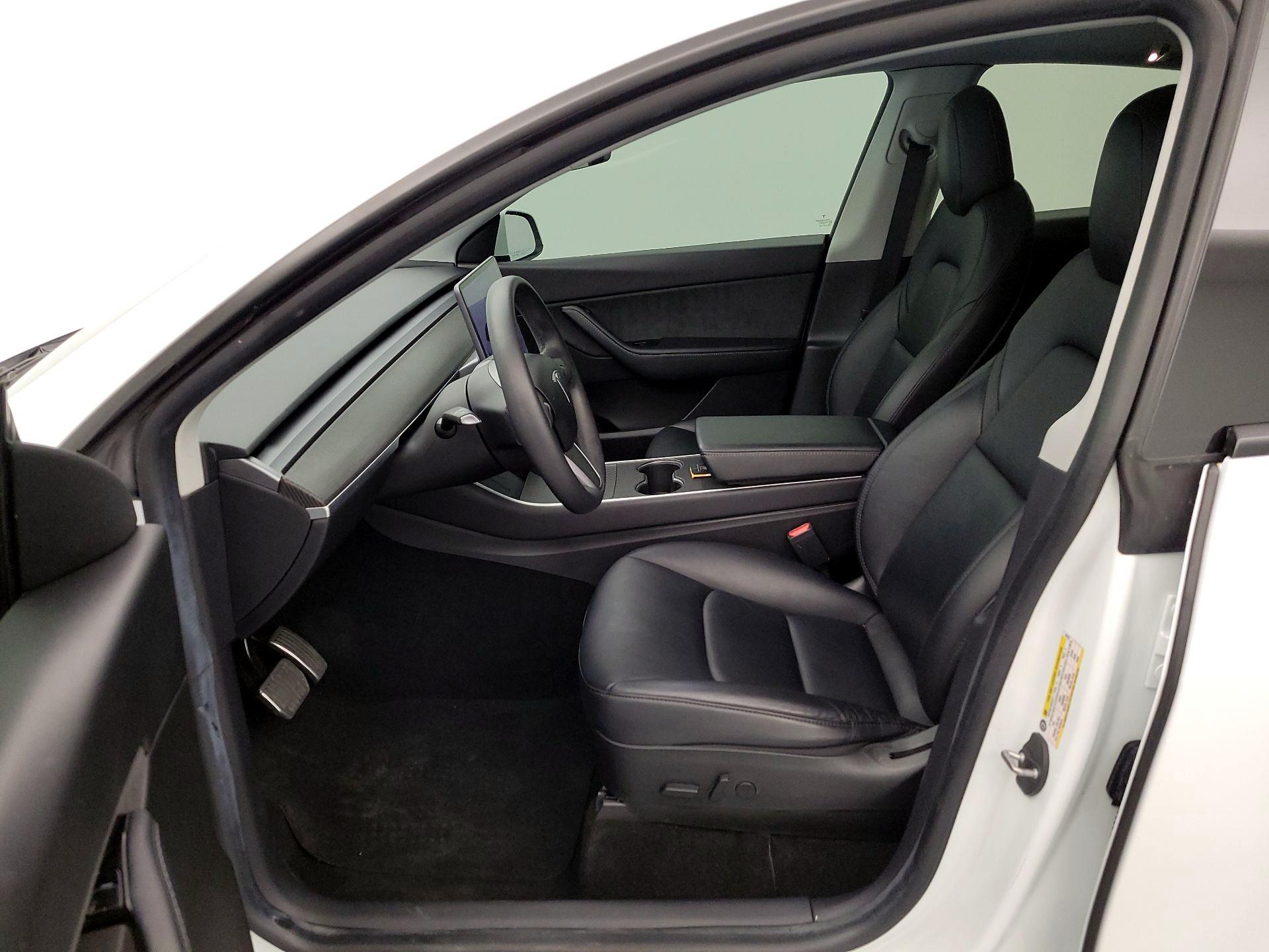 Thumbnail: 2020 Tesla Model Y - 11