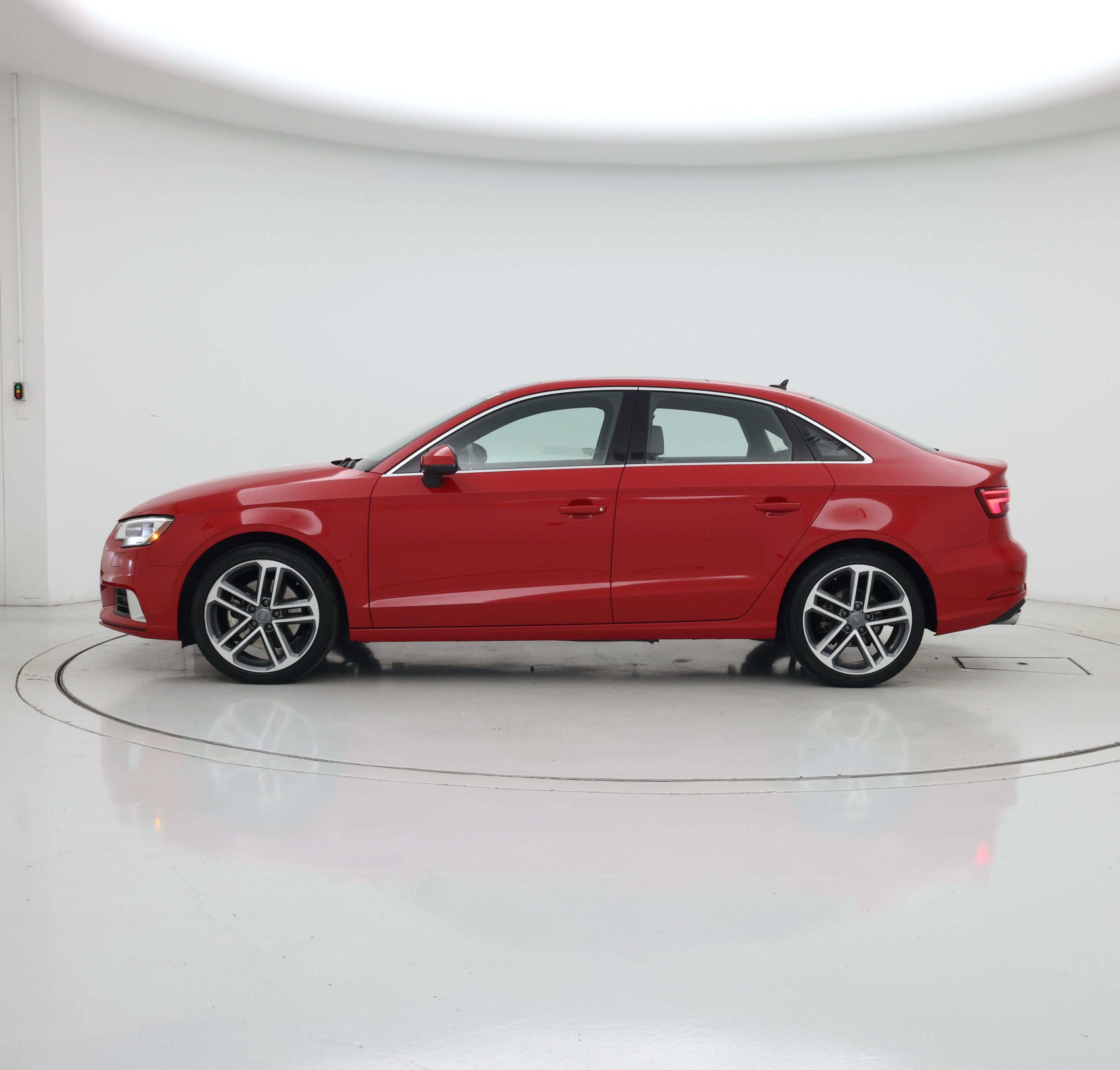 Thumbnail: 2019 Audi A3 - 3