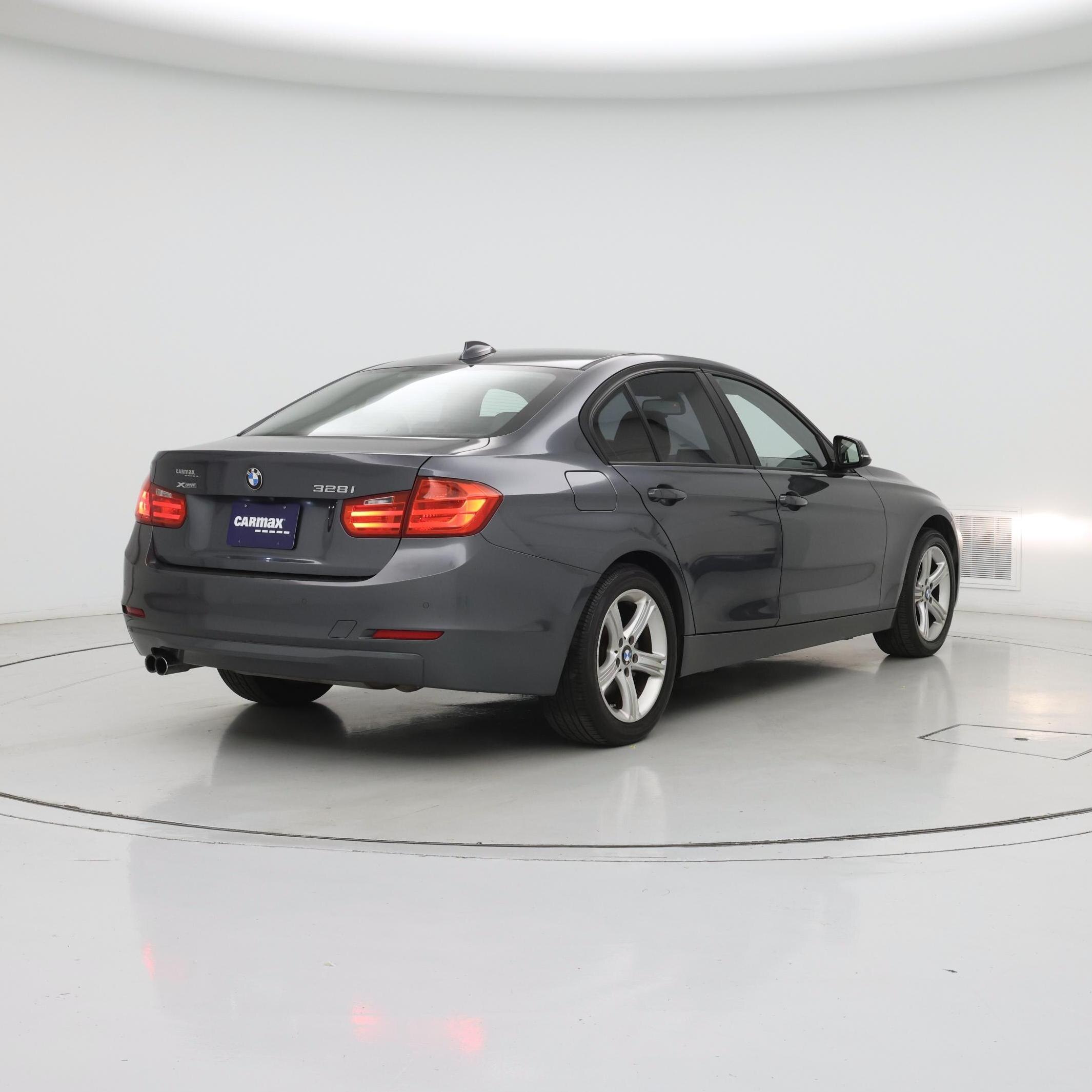Thumbnail: 2015 BMW 3 Series - 8