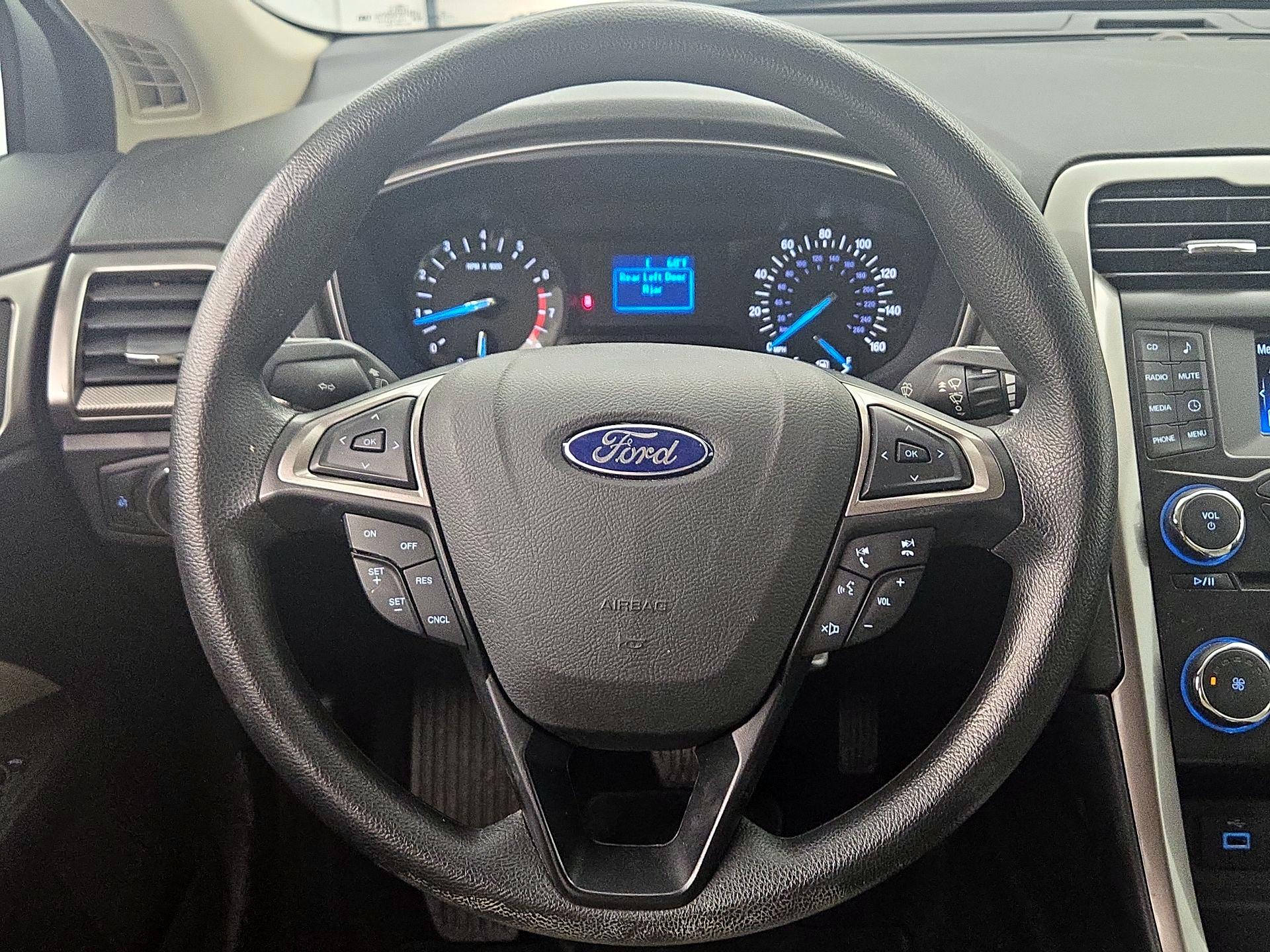 Thumbnail: 2017 Ford Fusion - 10