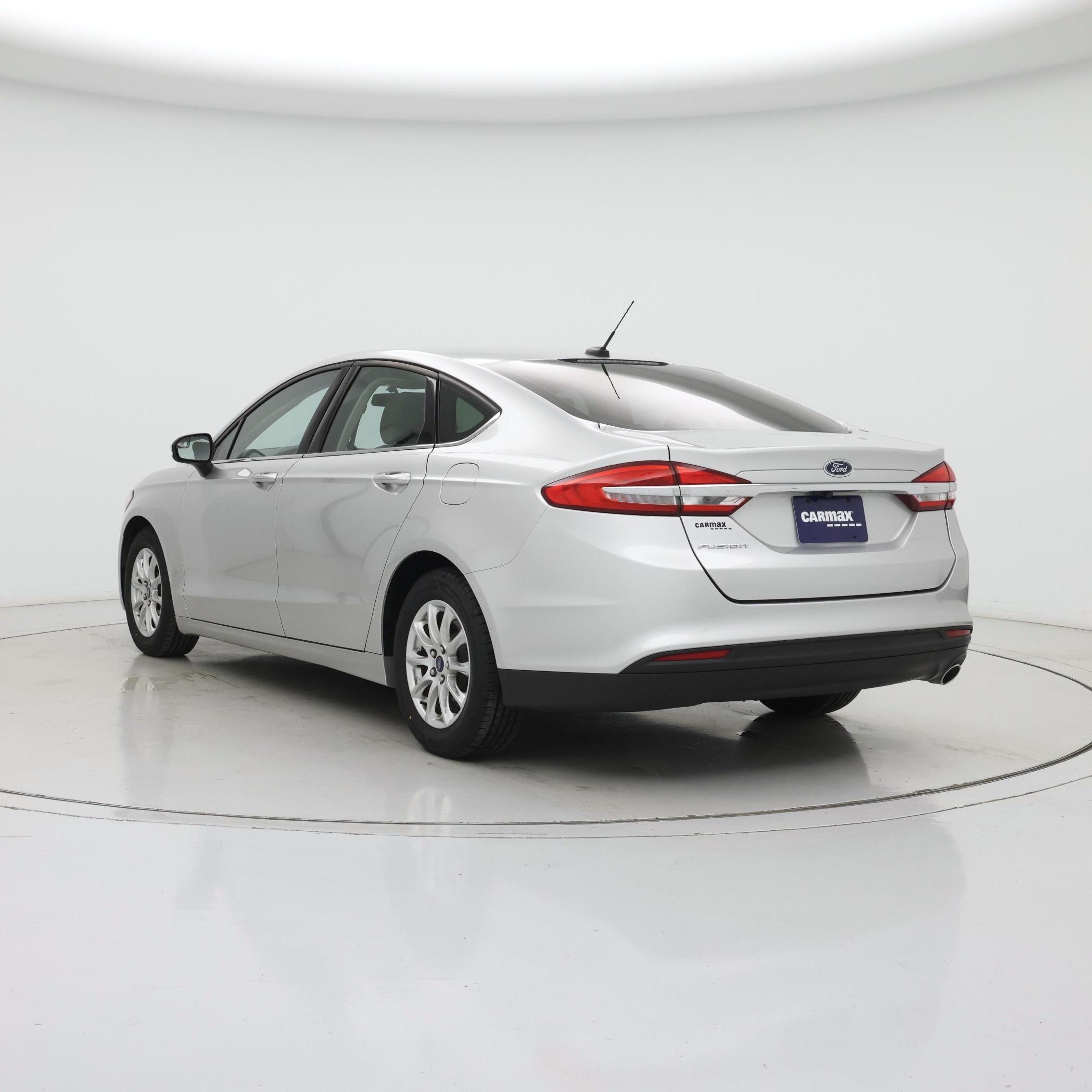 Thumbnail: 2017 Ford Fusion - 2