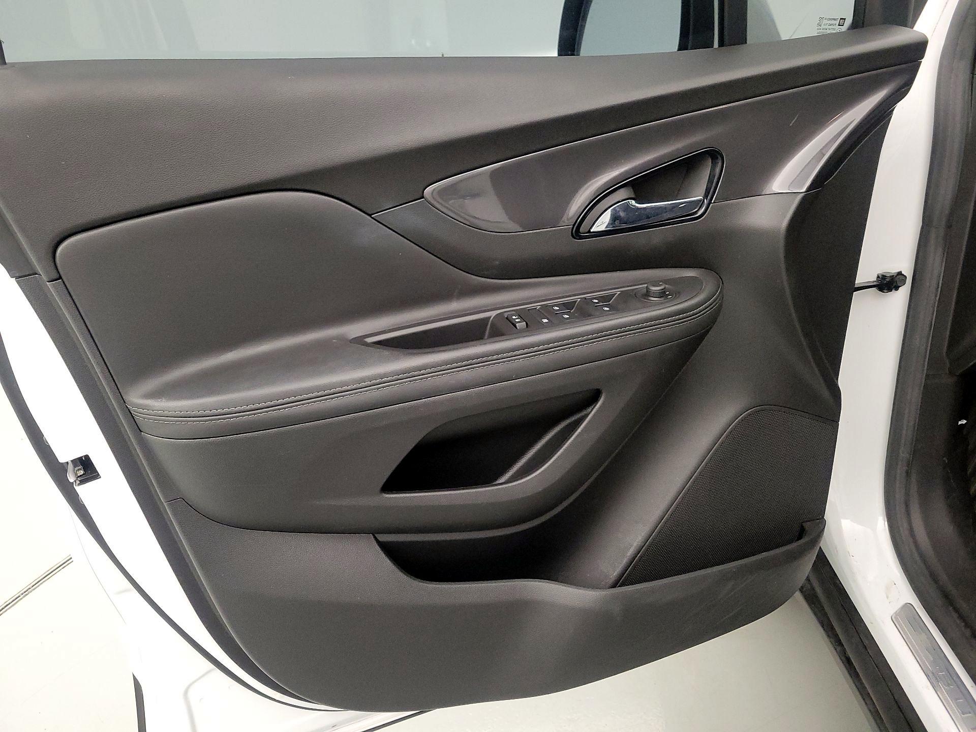 Thumbnail: 2022 Buick Encore - 12