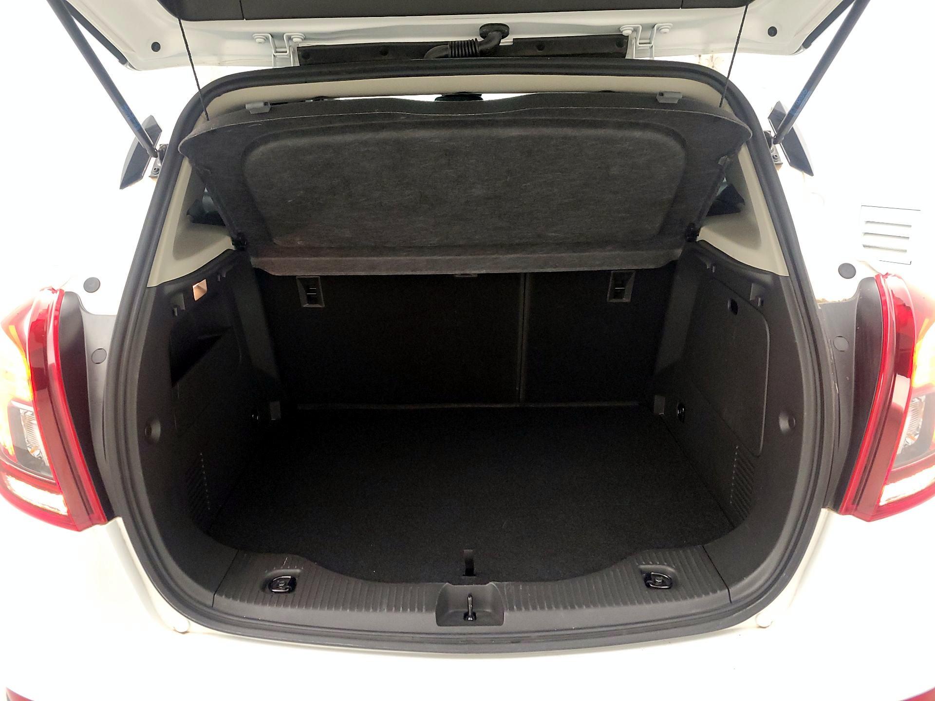 Thumbnail: 2022 Buick Encore - 20