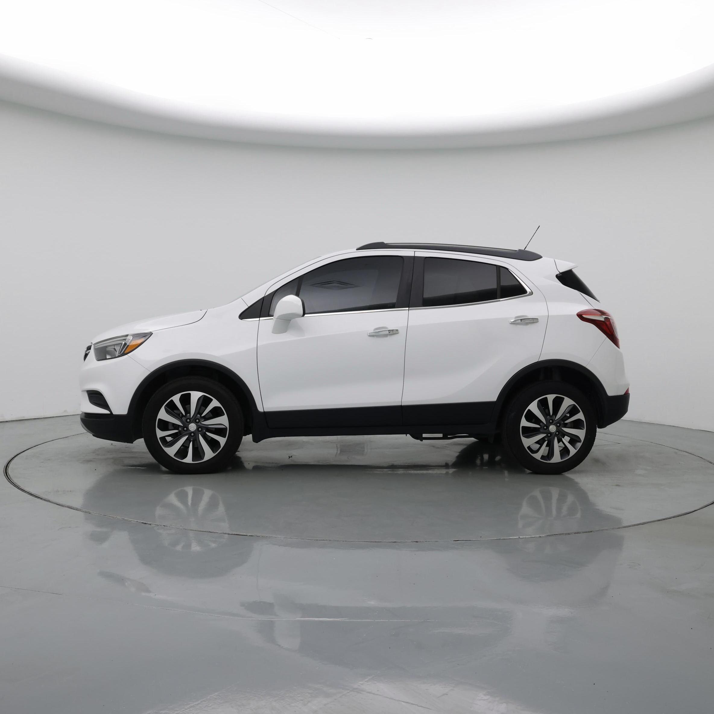 Thumbnail: 2022 Buick Encore - 3
