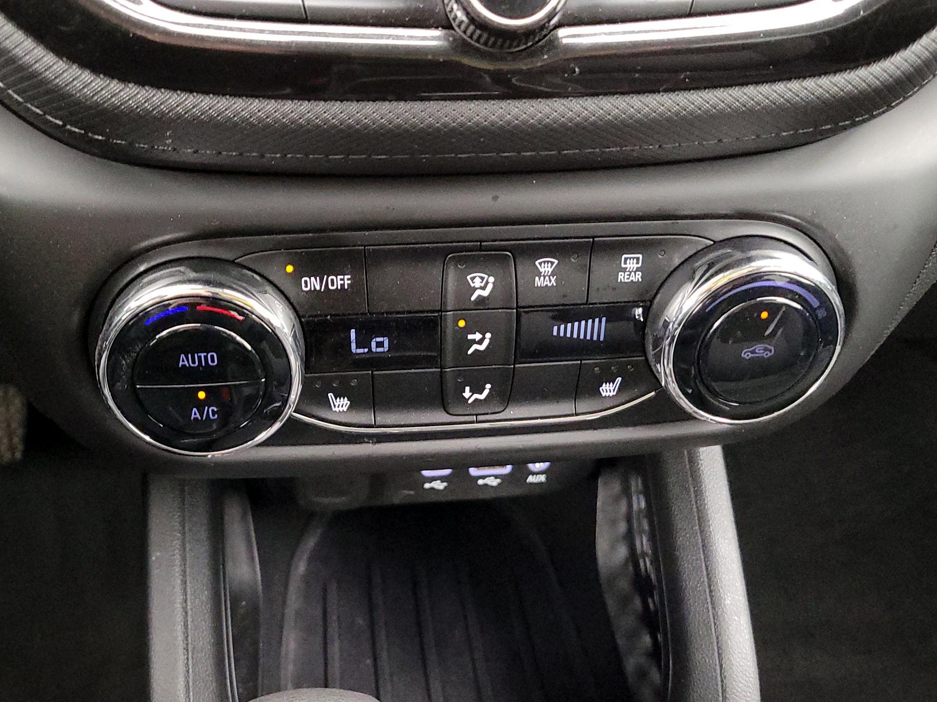 Thumbnail: 2023 Chevrolet TrailBlazer - 16