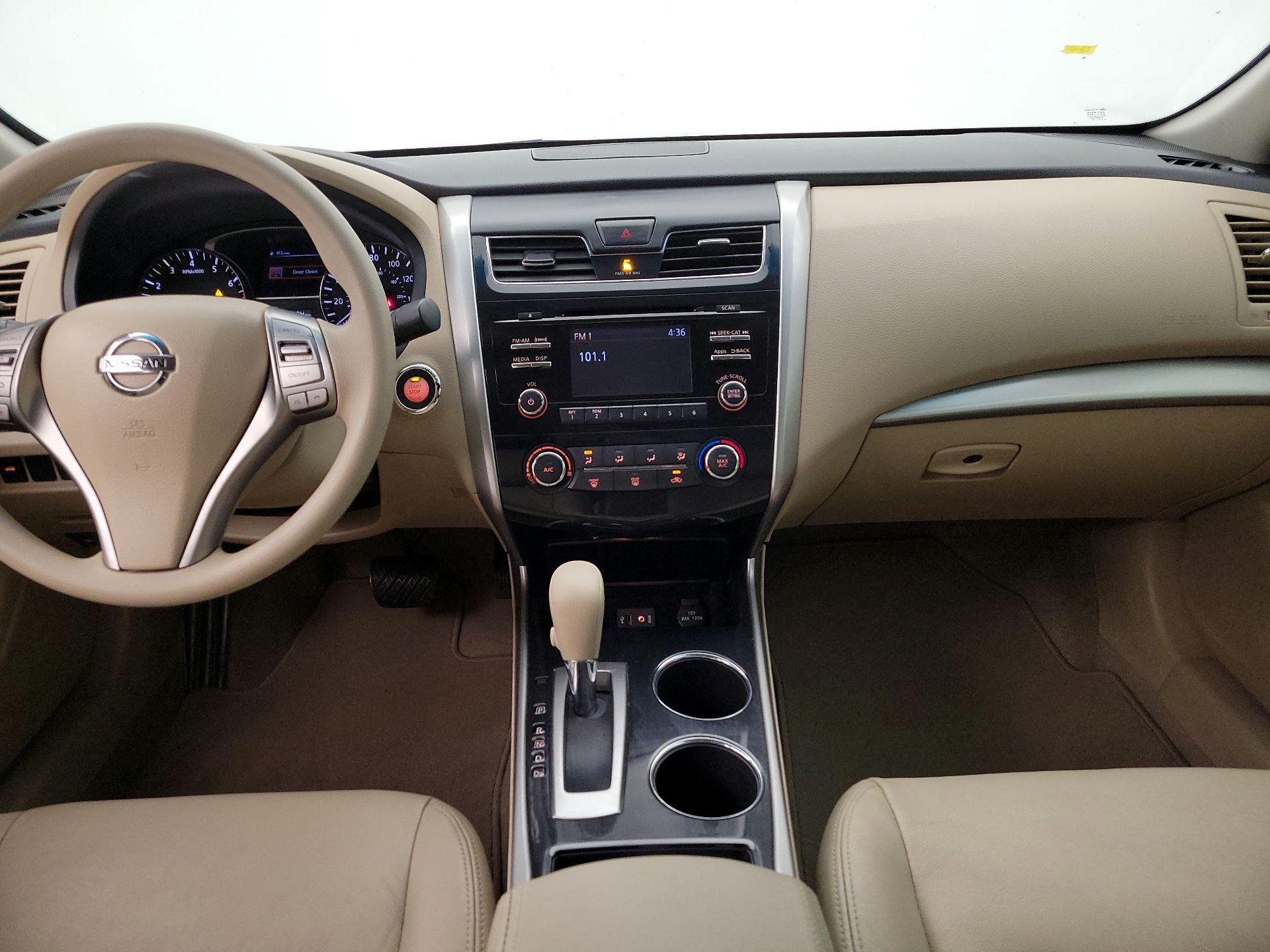 Thumbnail: 2014 Nissan Altima - 9