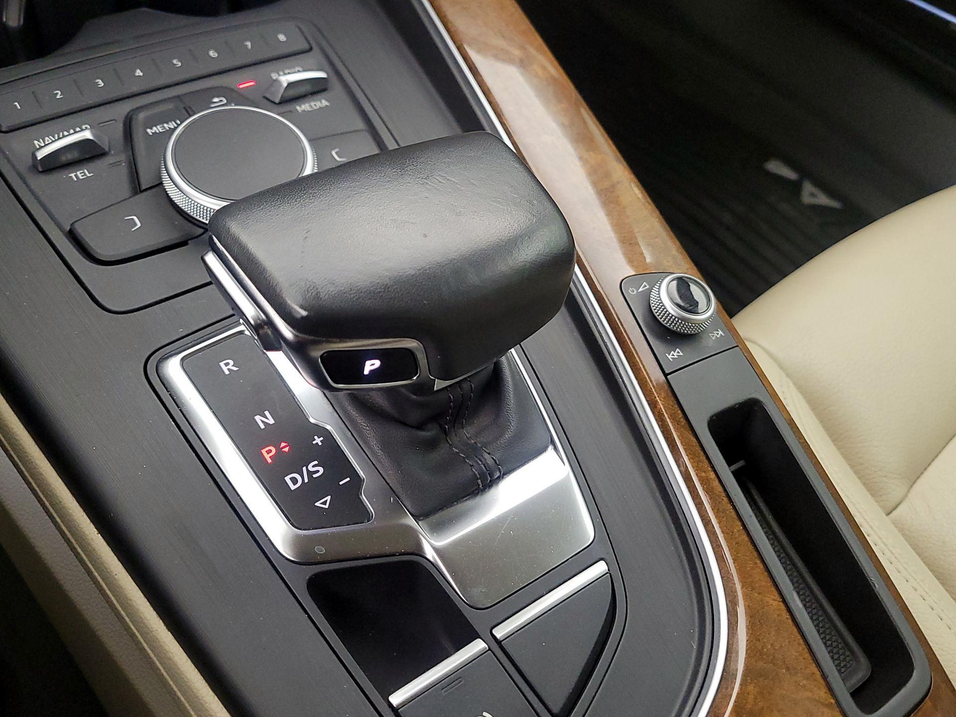 Thumbnail: 2018 Audi A4 - 17