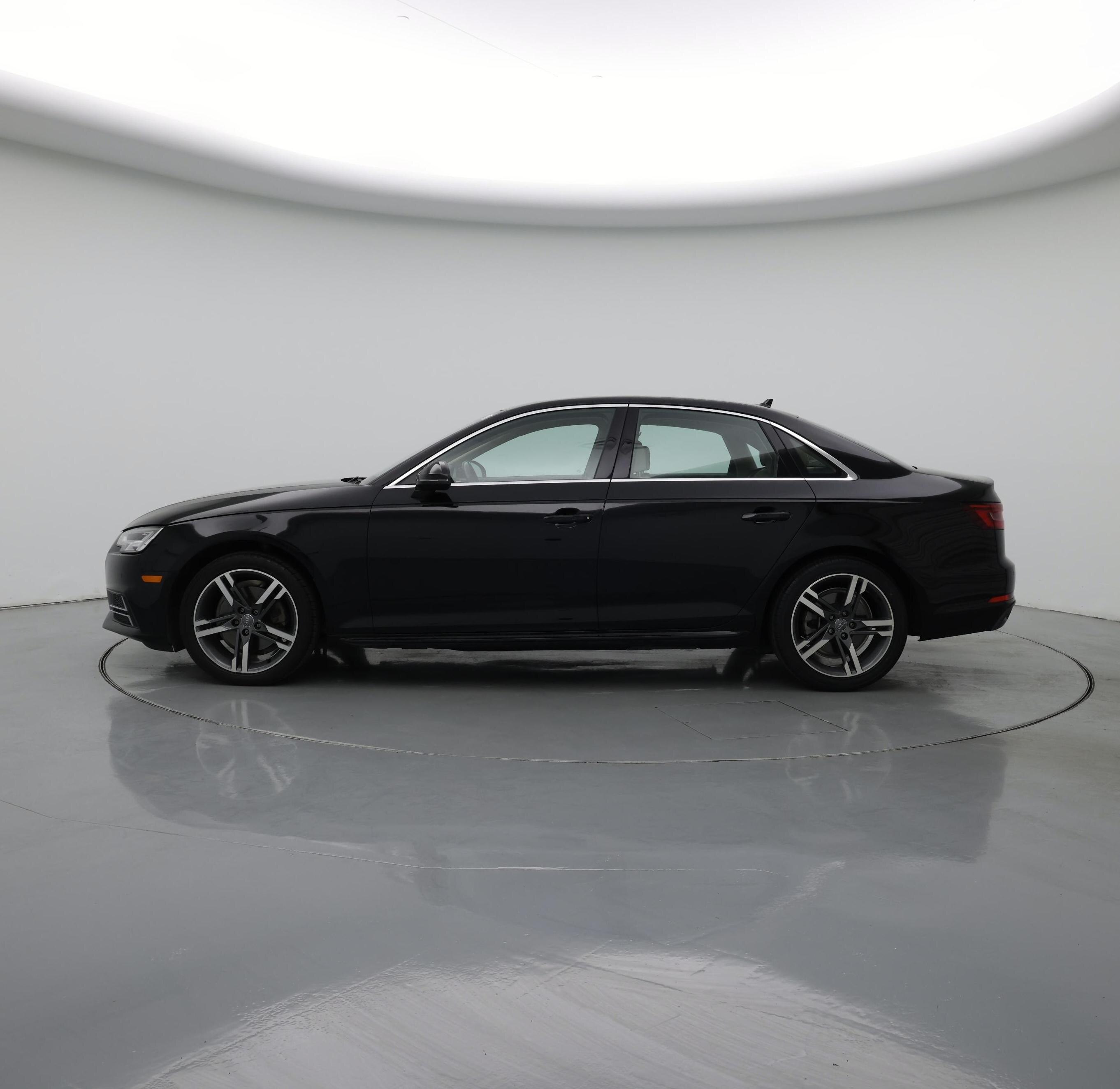 Thumbnail: 2018 Audi A4 - 3