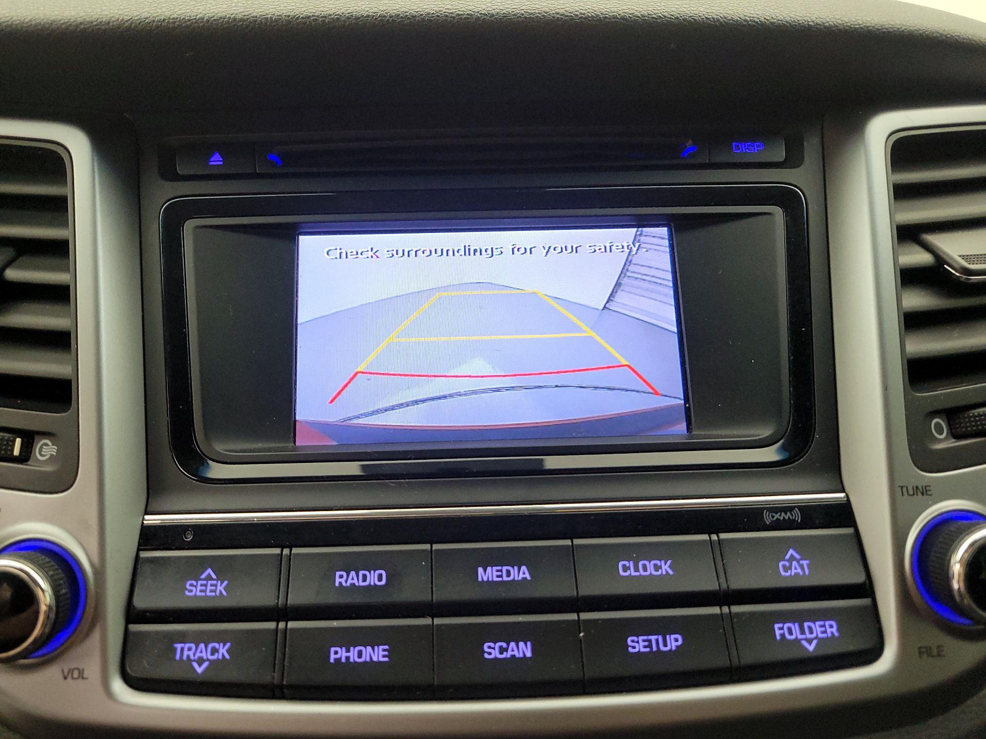 Thumbnail: 2016 Hyundai Tucson - 14