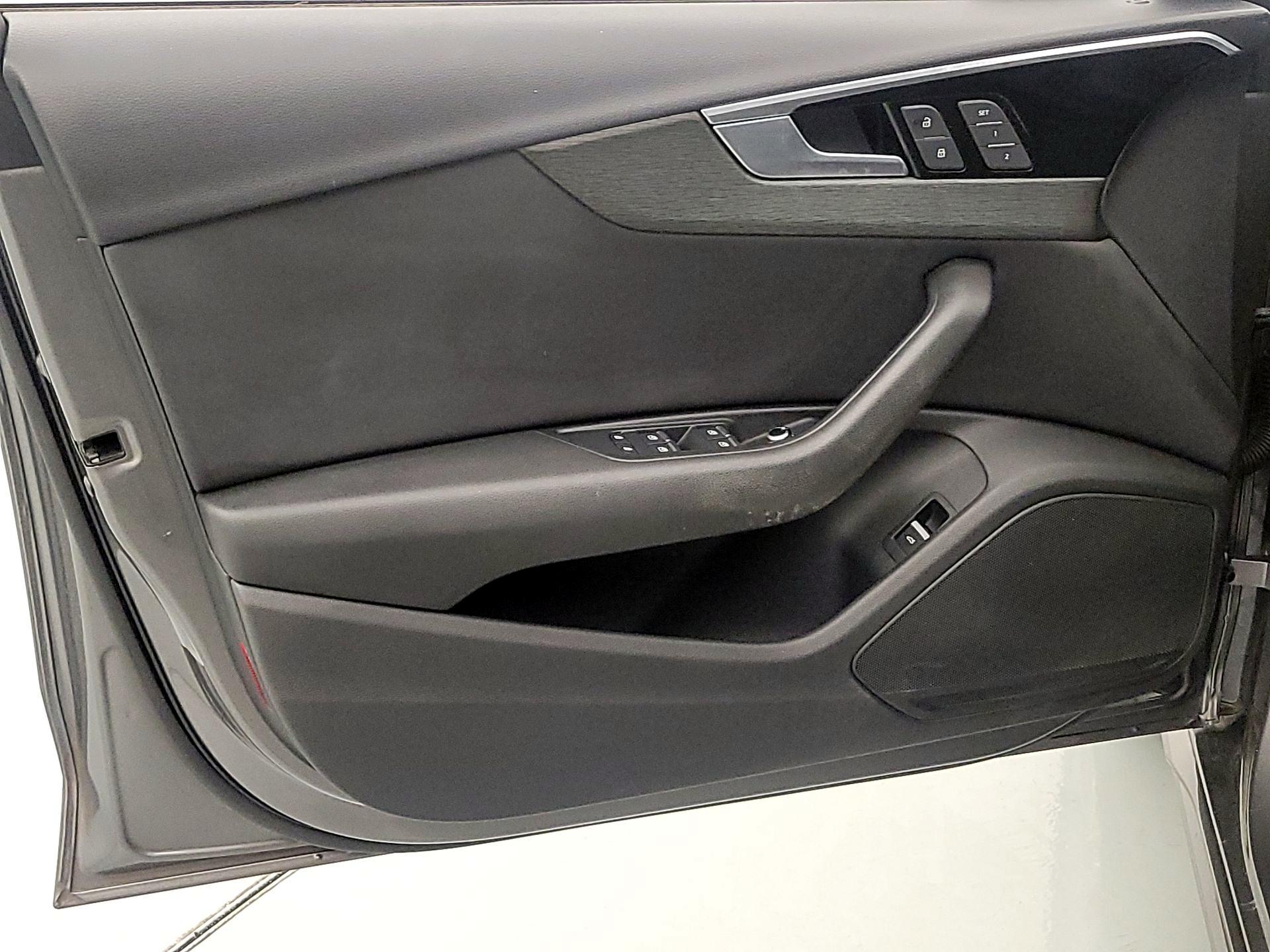 Thumbnail: 2020 Audi A4 - 12