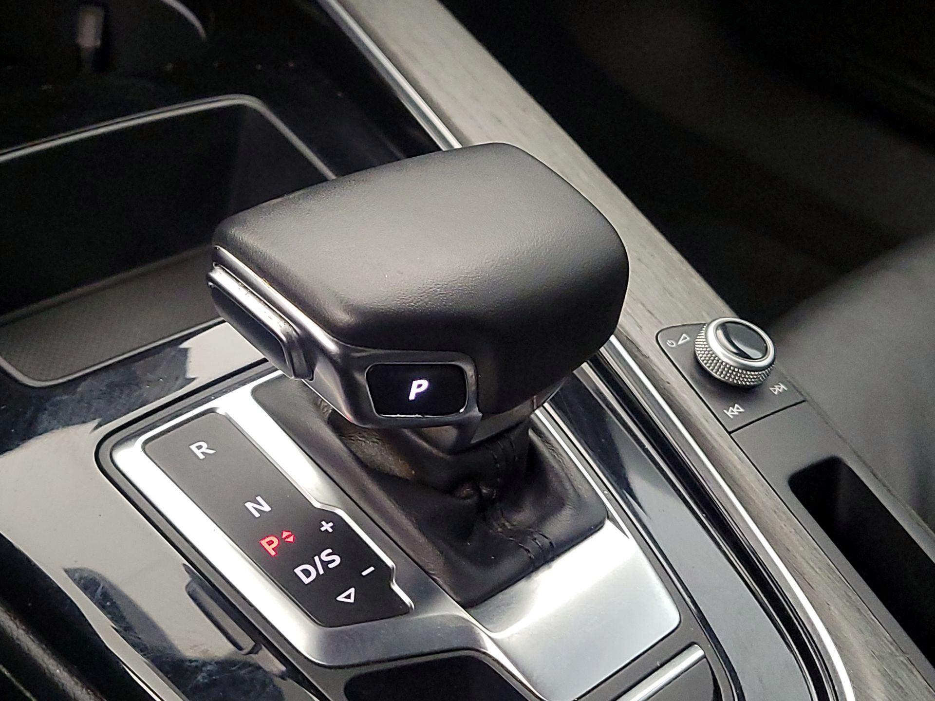 Thumbnail: 2020 Audi A4 - 17