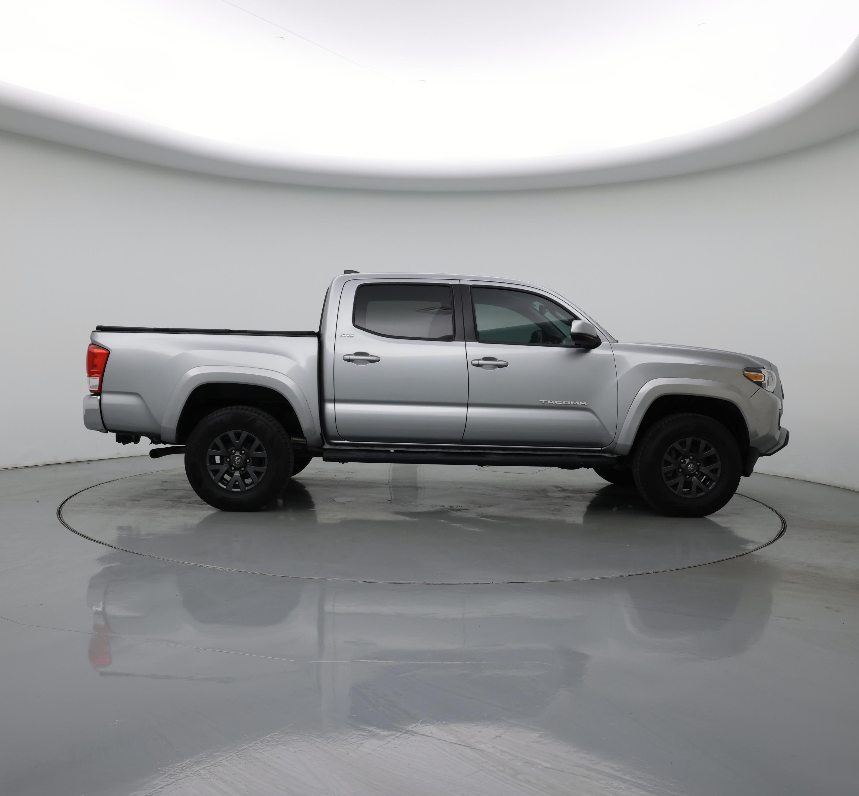 Thumbnail: 2023 Toyota Tacoma - 7