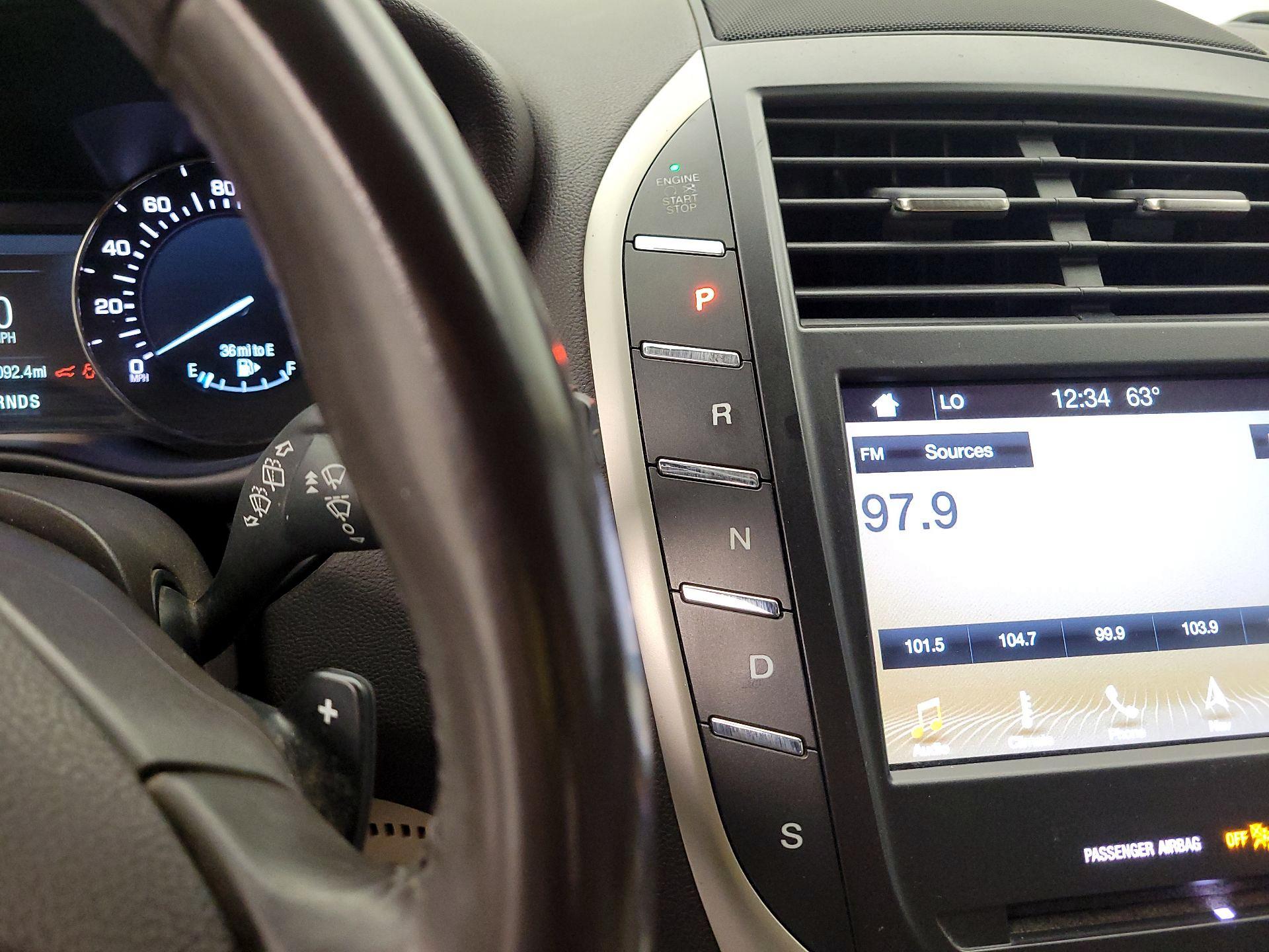 Thumbnail: 2018 Lincoln MKC - 18