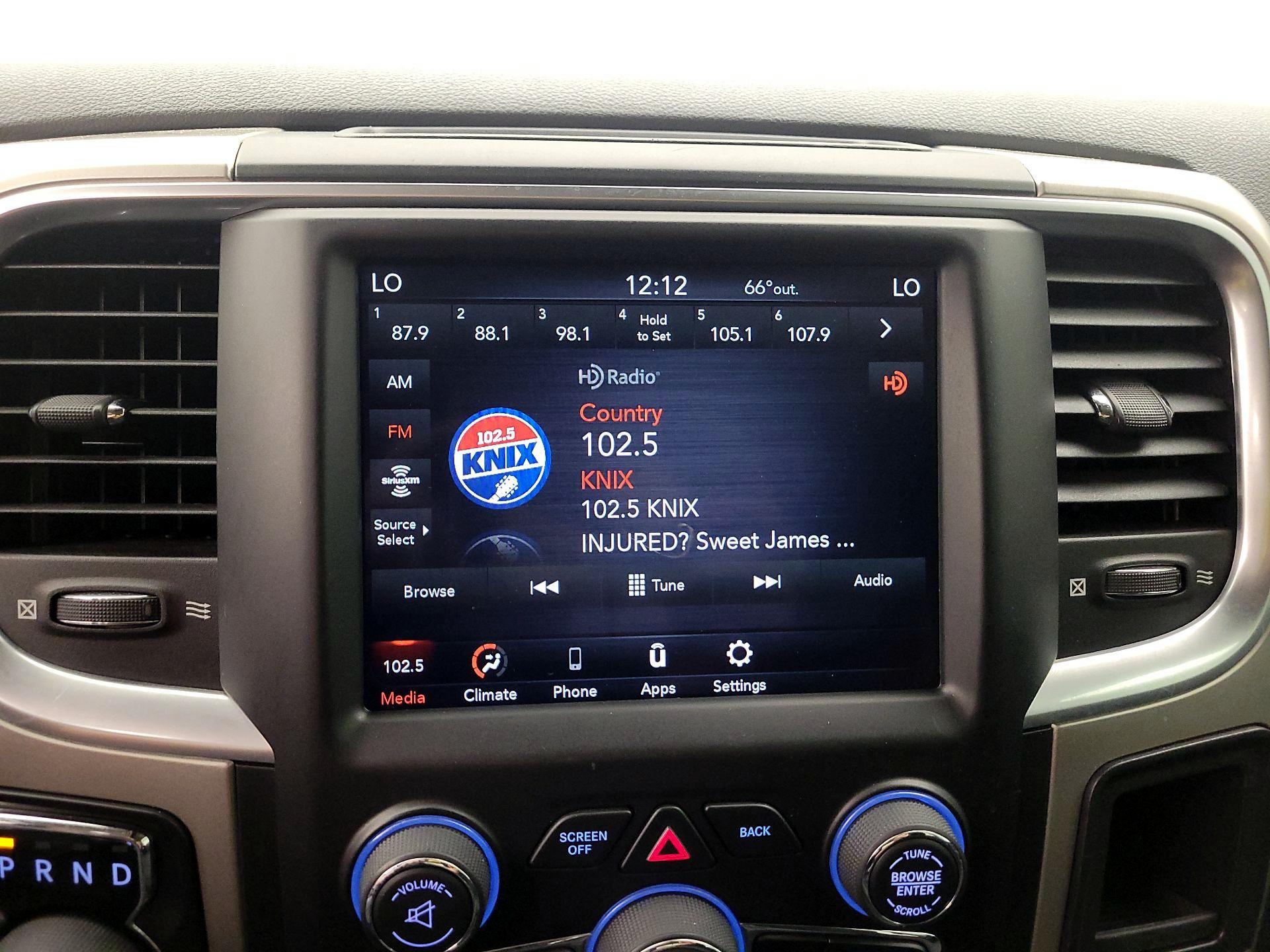 Thumbnail: 2020 RAM 1500 Classic - 15