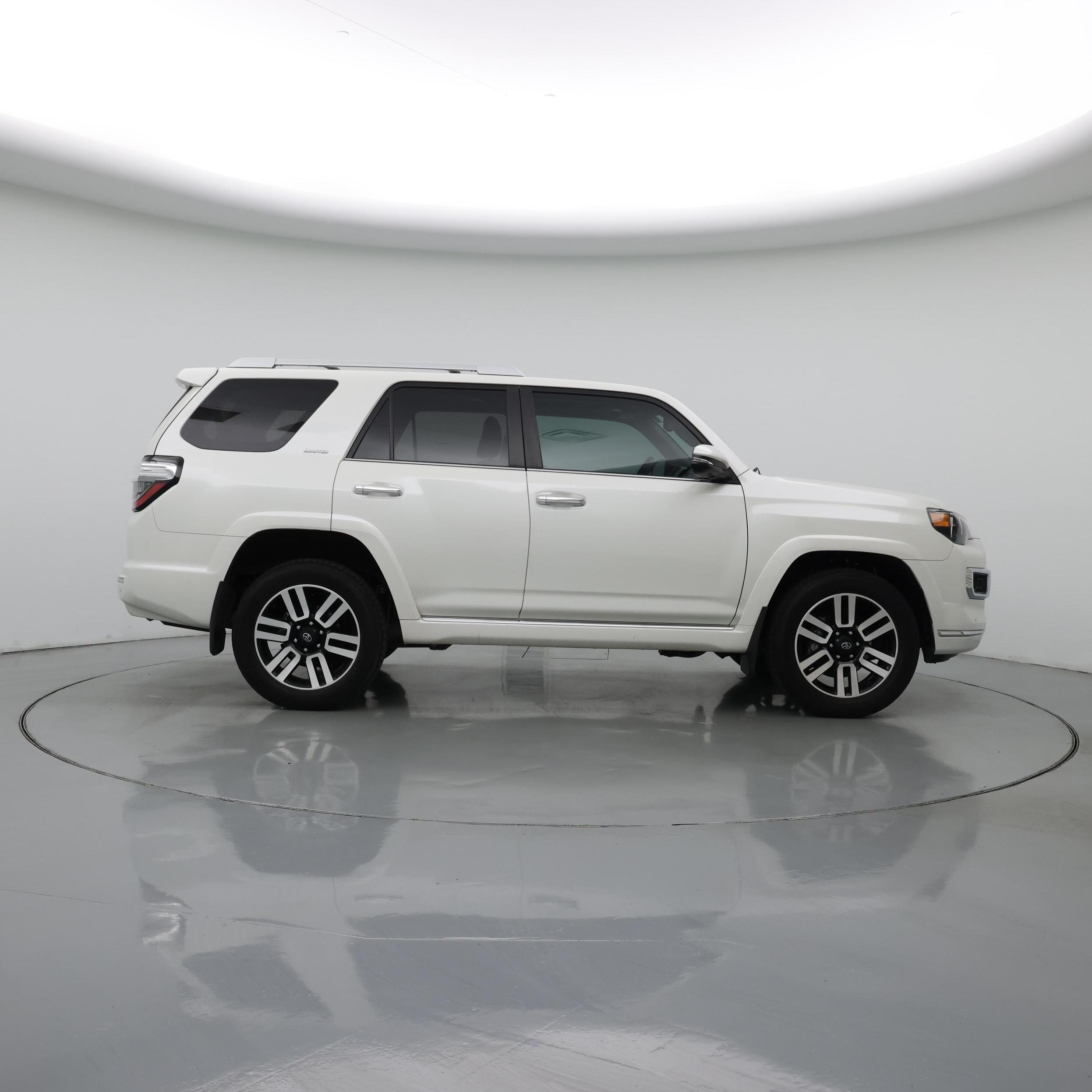 Thumbnail: 2023 Toyota 4Runner - 7