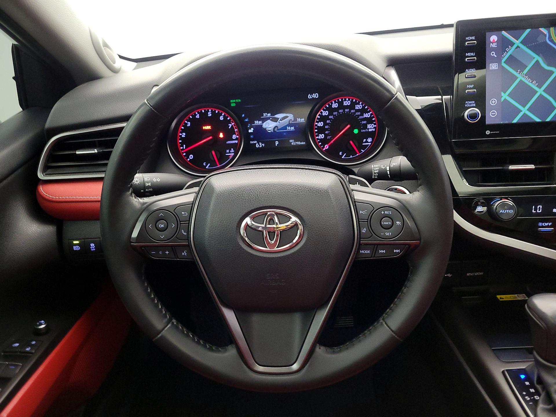 Thumbnail: 2023 Toyota Camry - 10