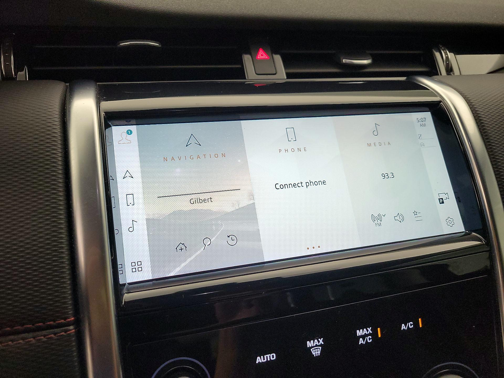 Thumbnail: 2021 Land Rover Discovery Sport - 16