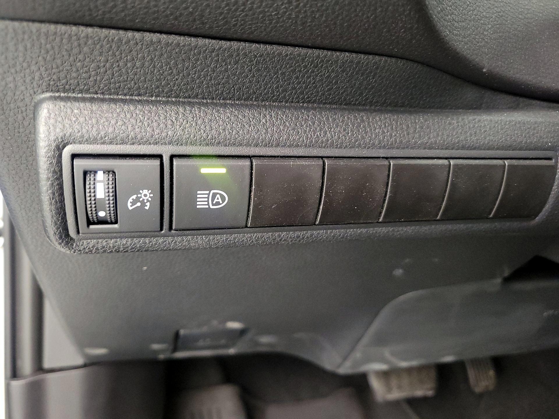 Thumbnail: 2024 Toyota Corolla - 13