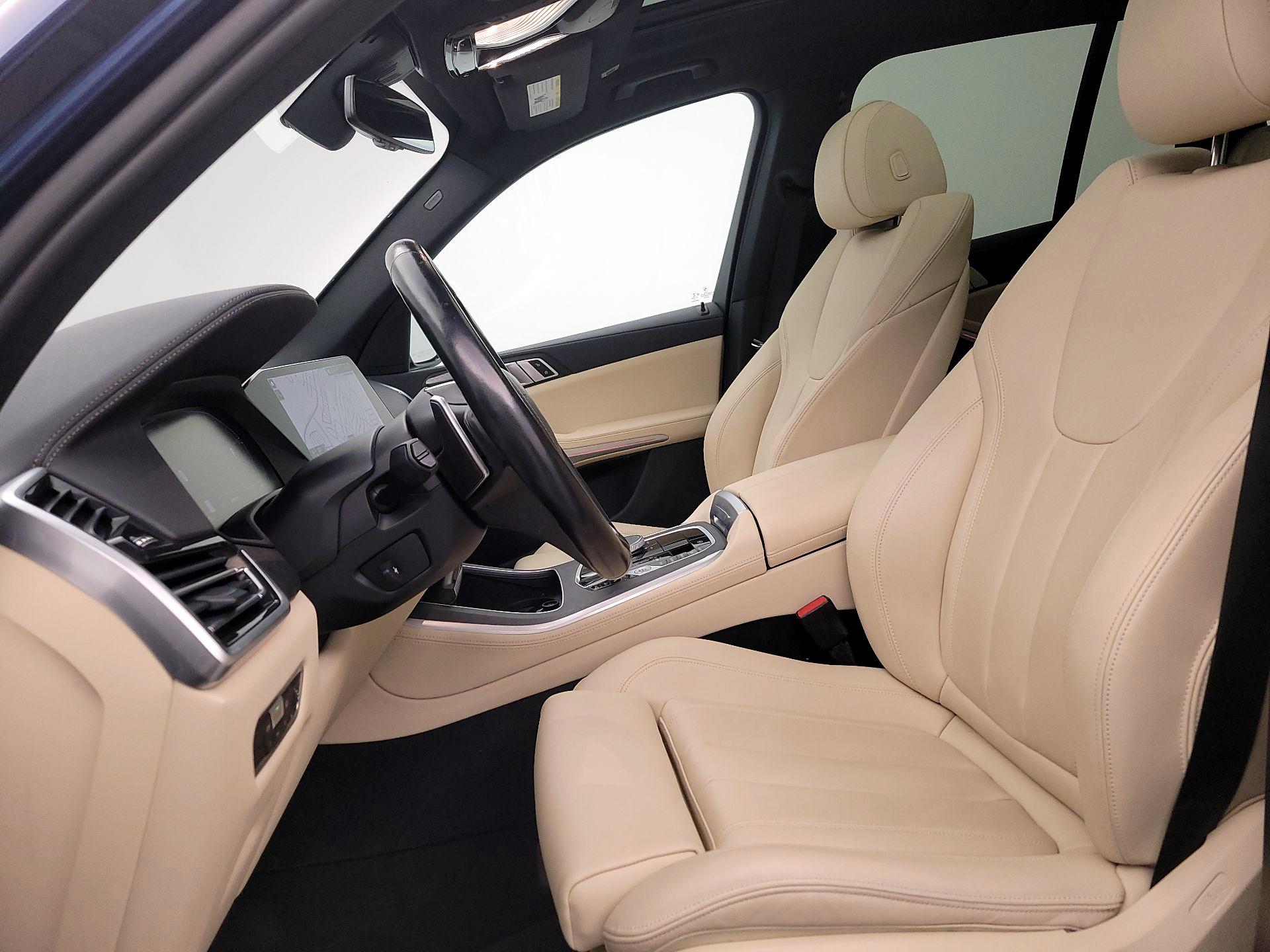 Thumbnail: 2022 BMW X5 - 11