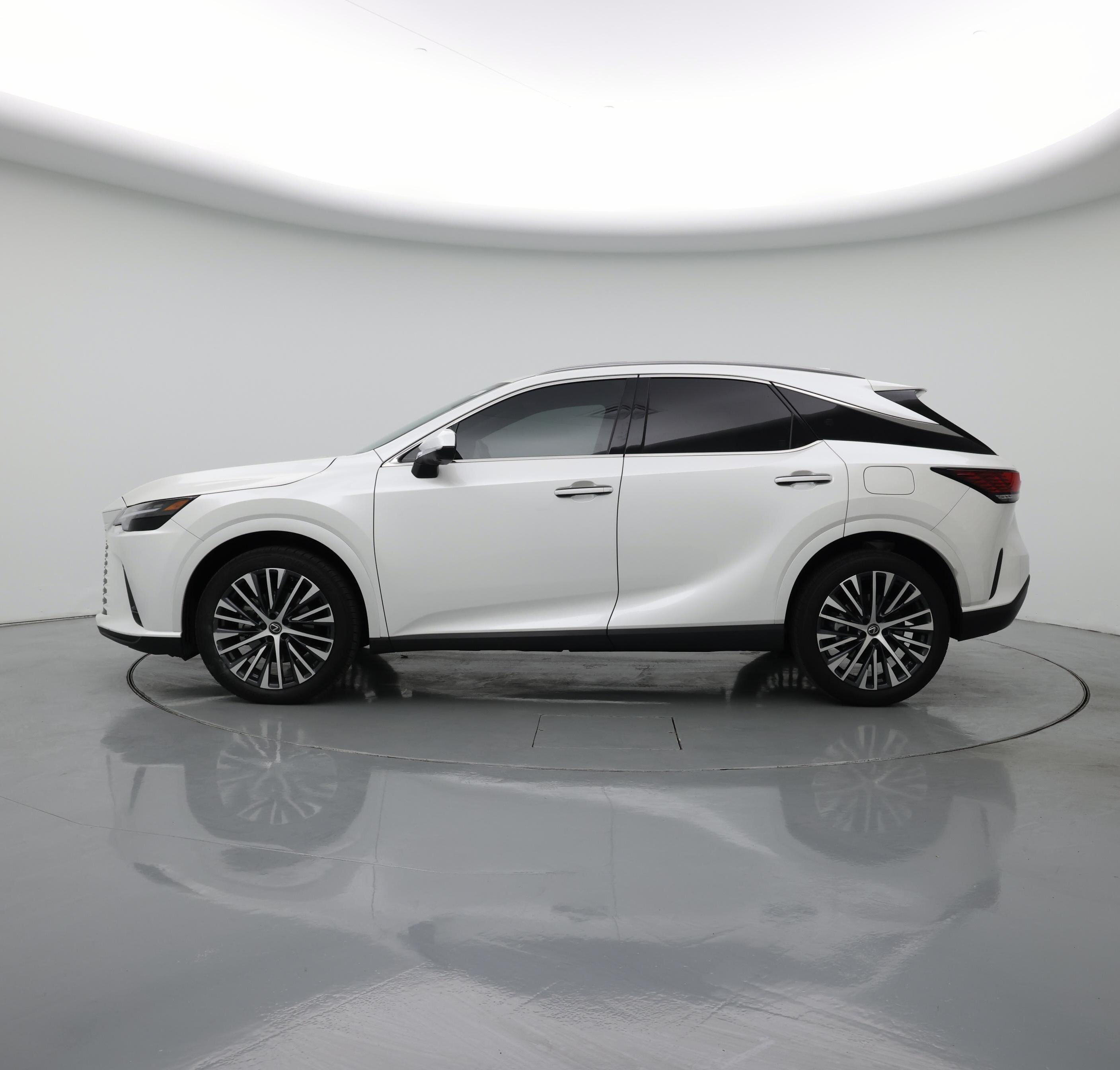 Thumbnail: 2024 Lexus RX - 3