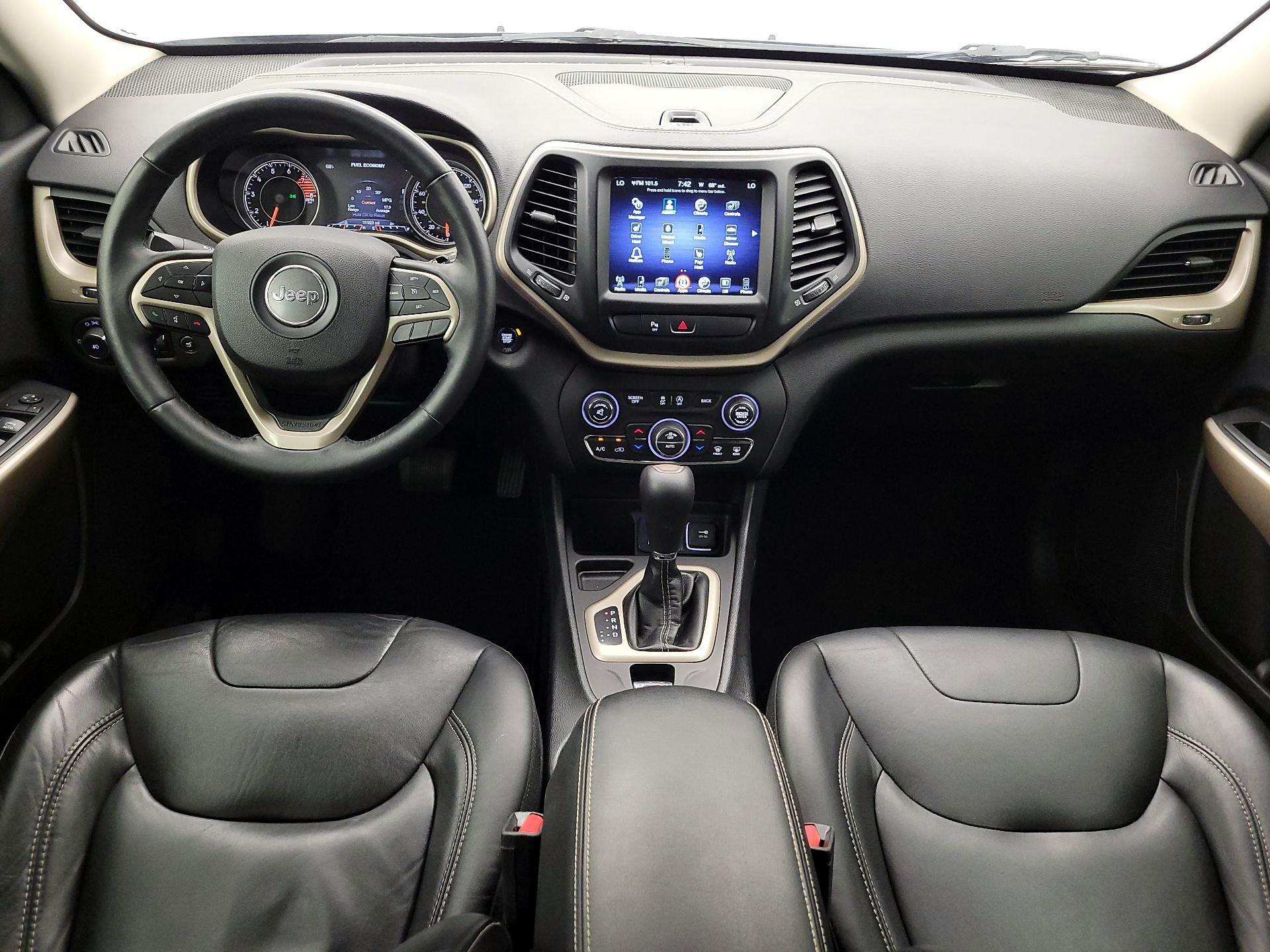 Thumbnail: 2018 Jeep Cherokee - 9