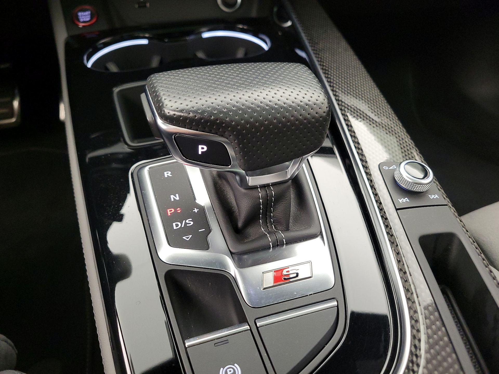 Thumbnail: 2022 Audi S5 - 17