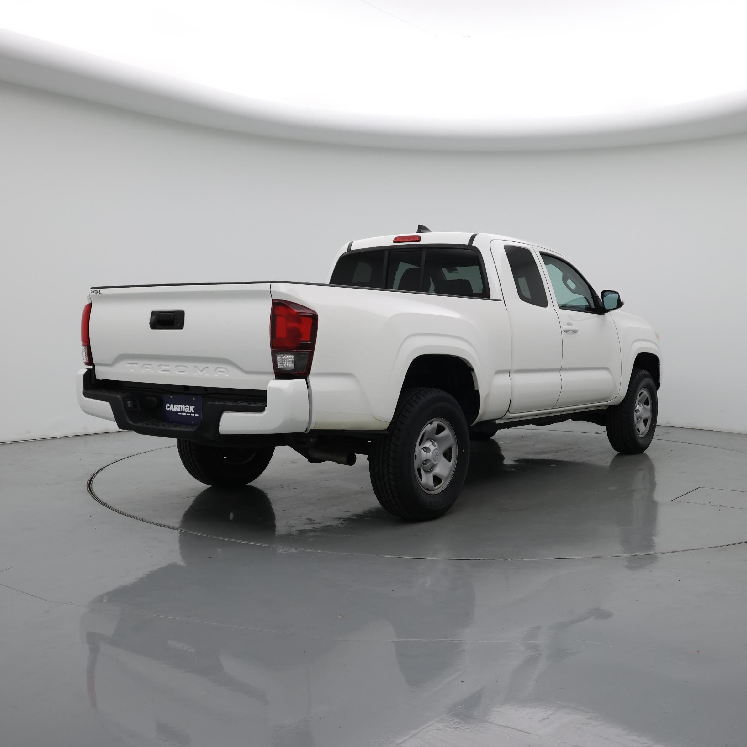 Thumbnail: 2021 Toyota Tacoma - 8