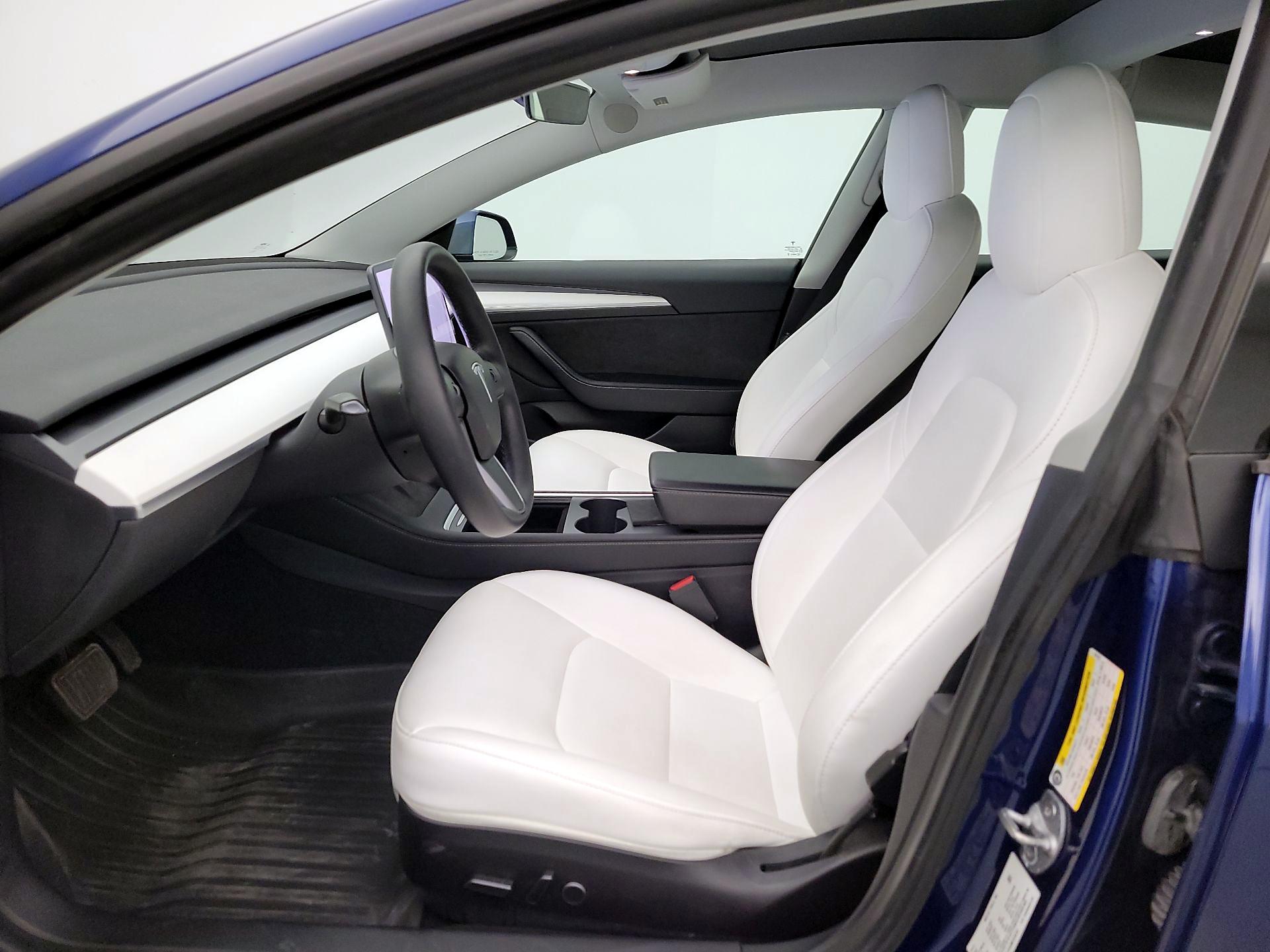 Thumbnail: 2021 Tesla Model 3 - 11